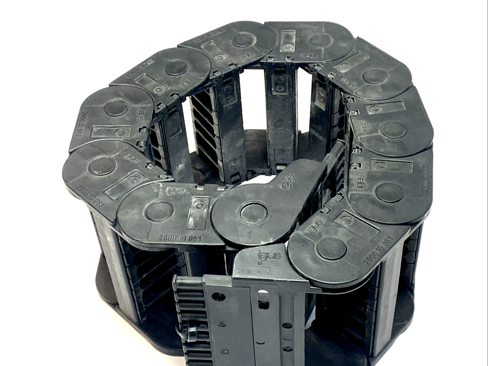 2600.10.063 | Igus Energy Chain Cable Carrier 12 links - Used - Maverick Industrial Sales