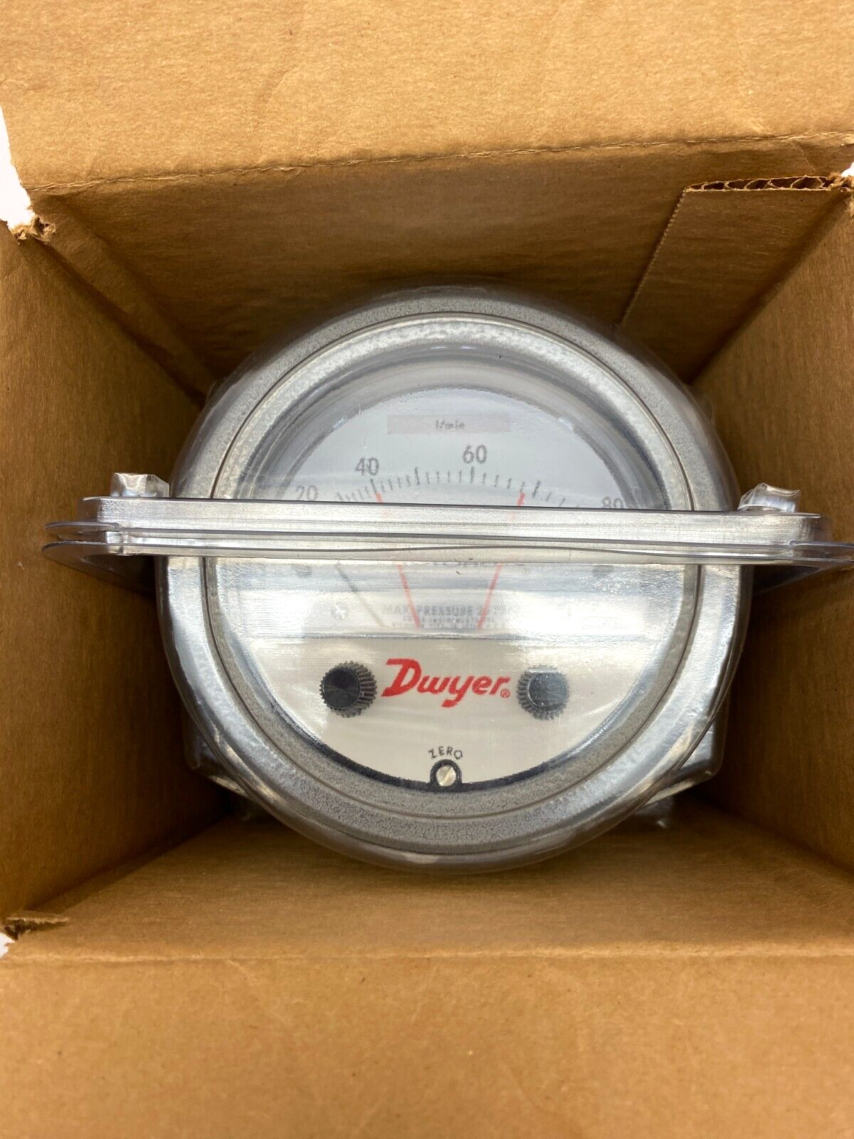 Dwyer 3SQRT Series 3000 Photohelic Pressure Switch/Gage - Maverick Industrial Sales