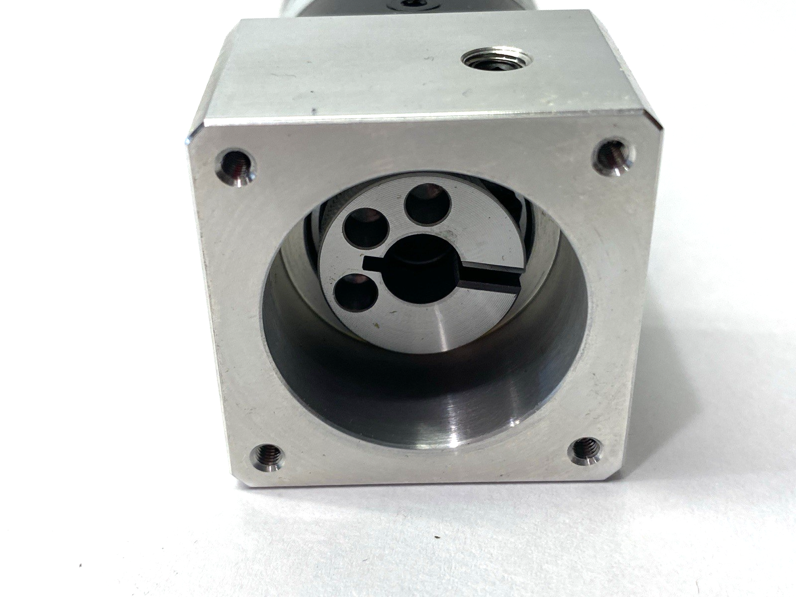 Neugart PLE040-320-SSSA3AA-E8/25/30/45/B5/M3 Econ. Planetary Gearbox 100554887 - Maverick Industrial Sales