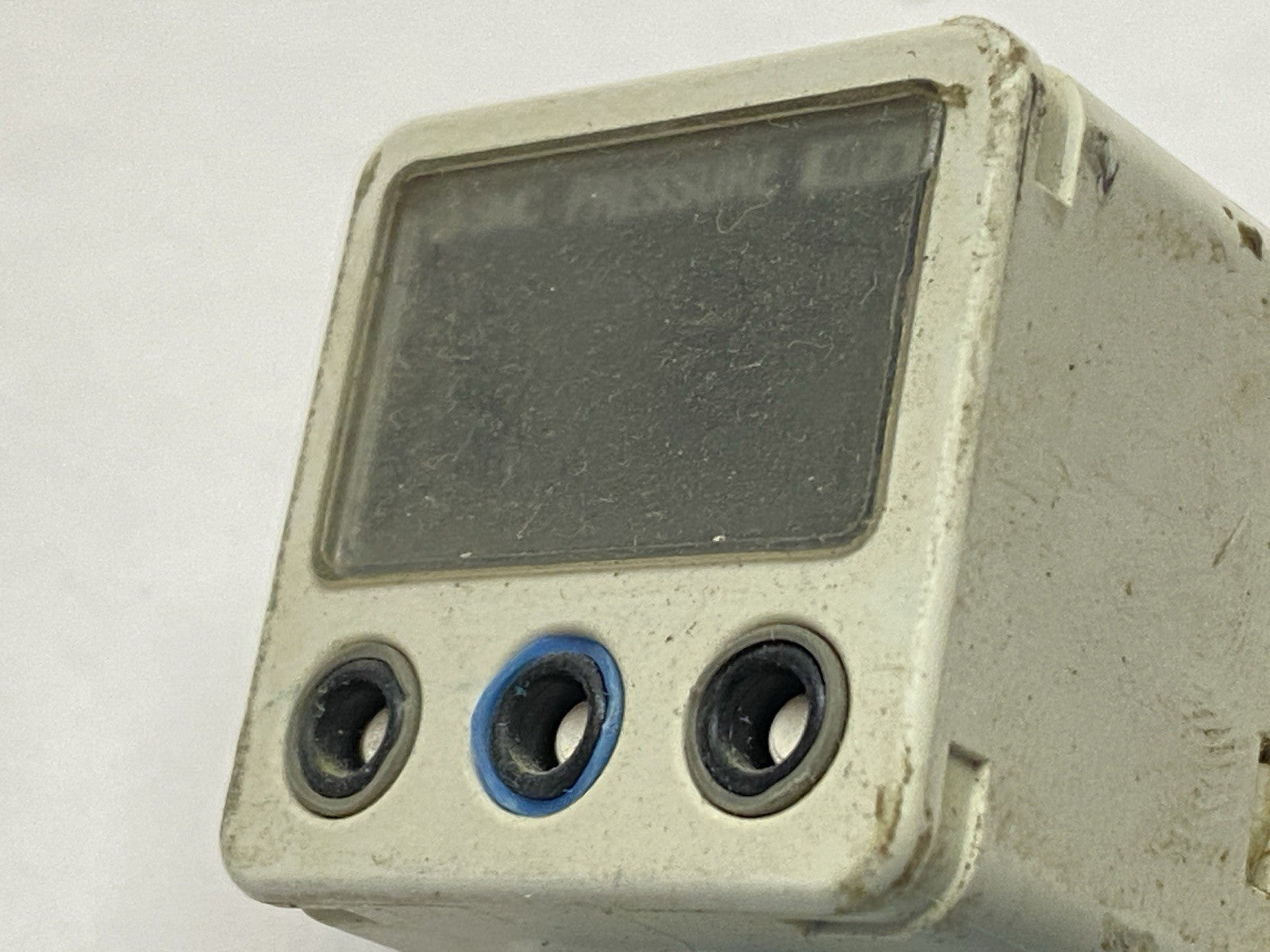 ISE40A-N01-T | SMC Pneumatic Pressure Switch - For parts or not working - Maverick Industrial Sales