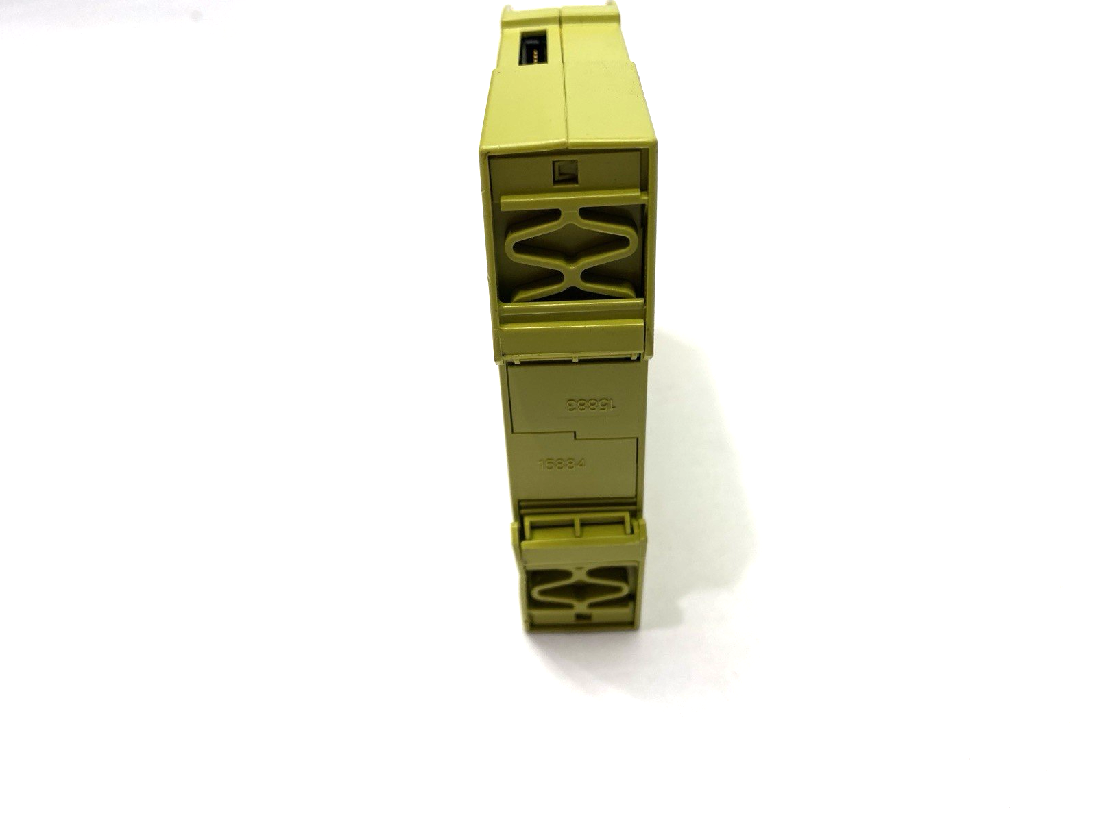 PNOZ s4 24VDC 3n/o 1n/c | Pilz Safety Relay 750104 NO TERMINALS DAMAGED DIN LATCH - Used - Maverick Industrial Sales