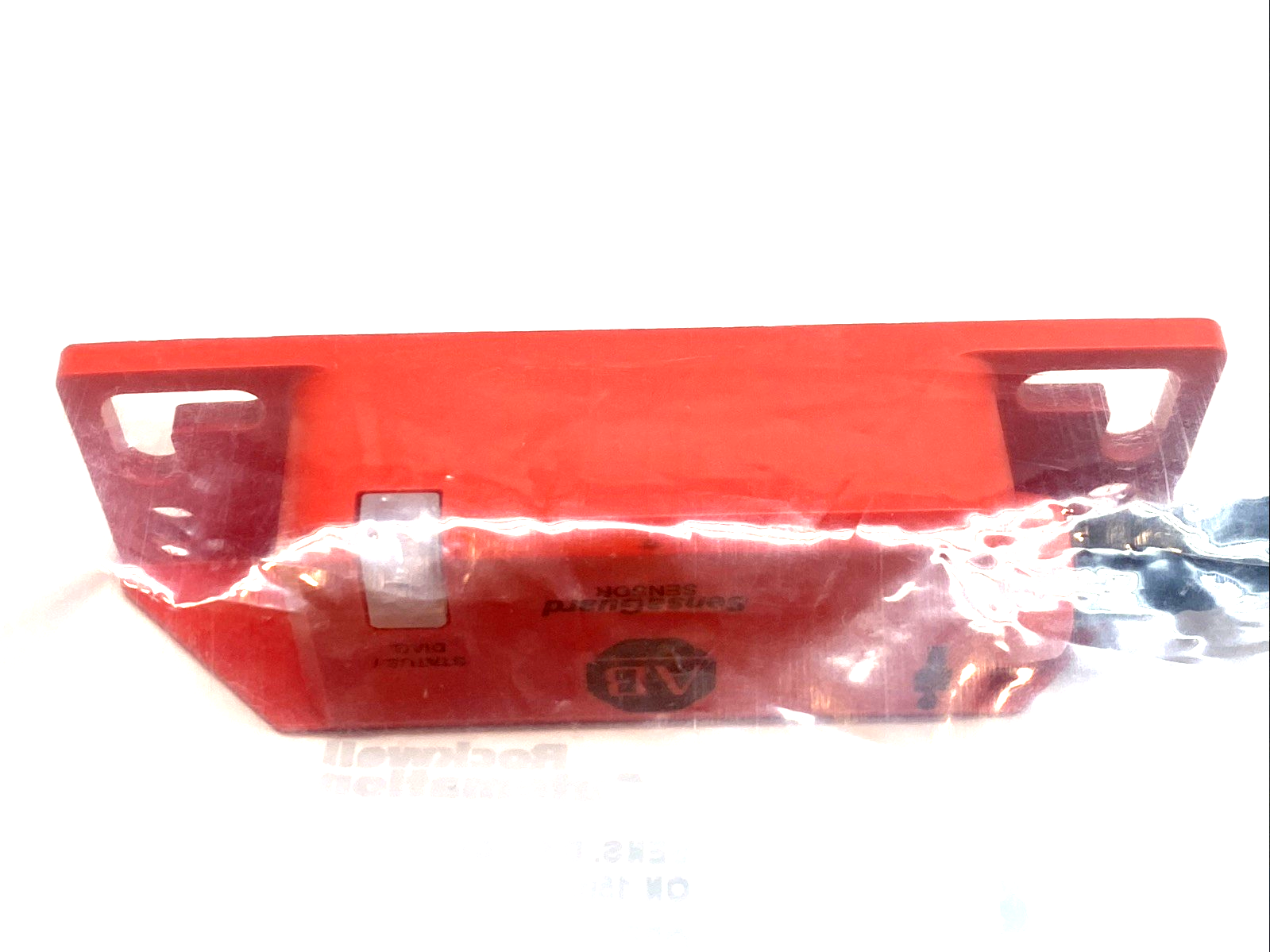 440N‑Z21SS2J | Allen Bradley SensaGuard 24V DC Non‑Contact Safety Switch - New - Maverick Industrial Sales
