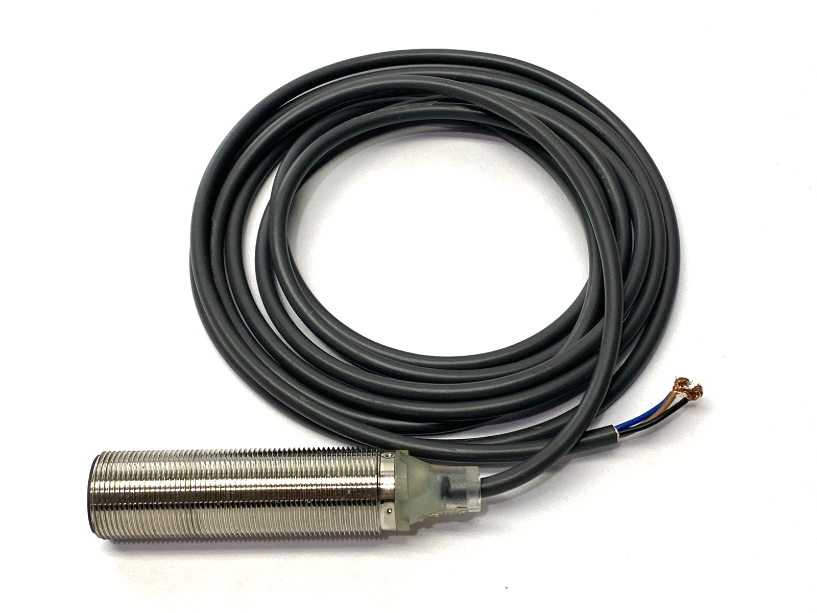 Omron E2B-M18LS08-WZ-C1 Inductive Proximity Sensor 2m 10-30VDC - Maverick Industrial Sales