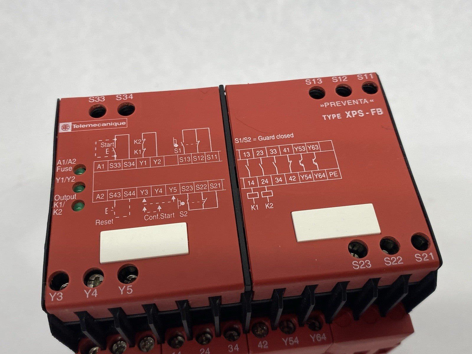 Schneider Electric XPSFB5111 Preventa Safety Relay 300V 2.5A - Maverick Industrial Sales