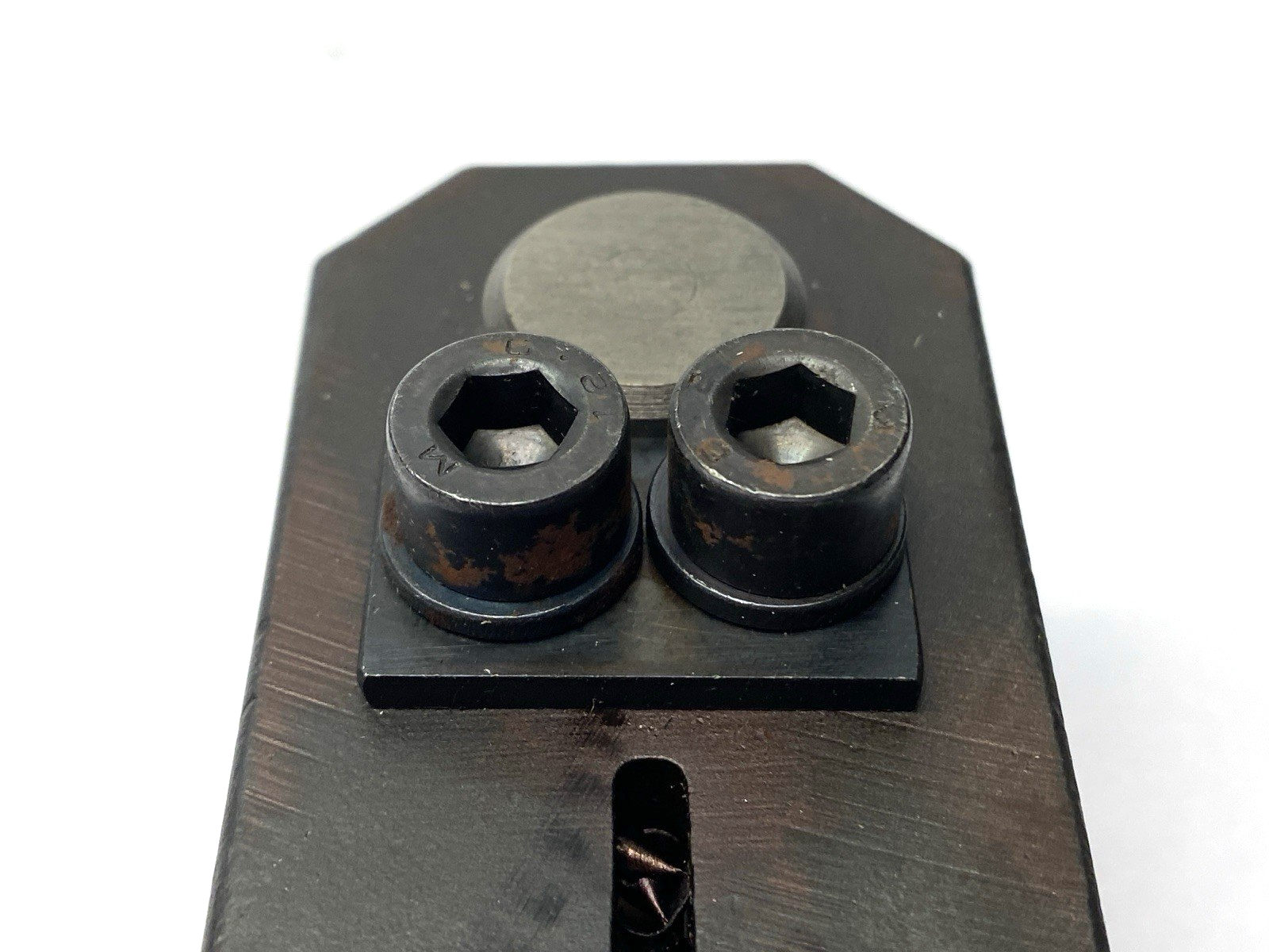 E-4711 | E&E Cylinder Clevis 80mm Height 51mm Length 45mm Width M10 Main Thread - Used - Maverick Industrial Sales