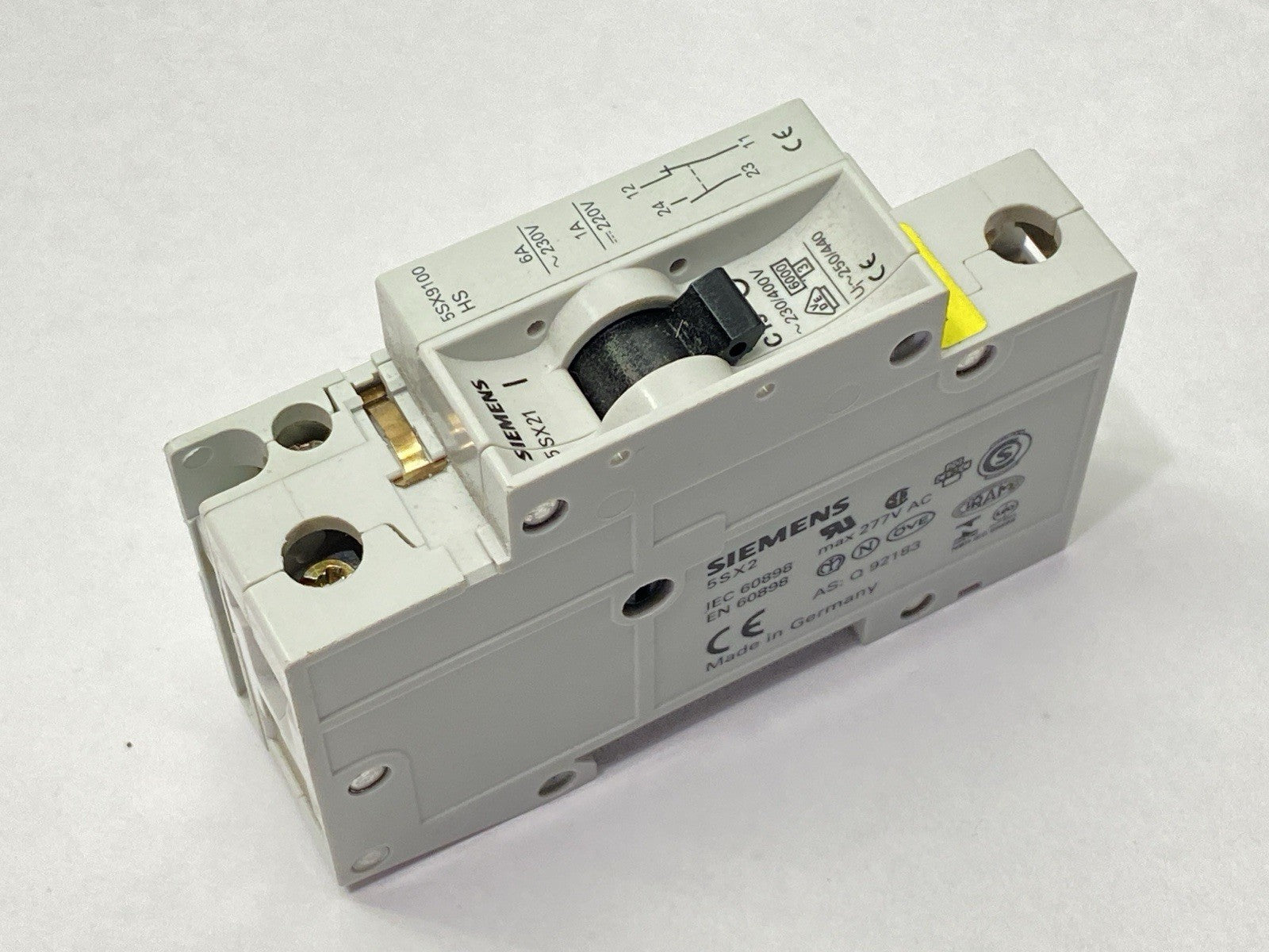 Siemens 5SX21C13 Miniature Circuit Breaker 1P 13A 277VAC w/5SX9100HS Aux Contact - Maverick Industrial Sales