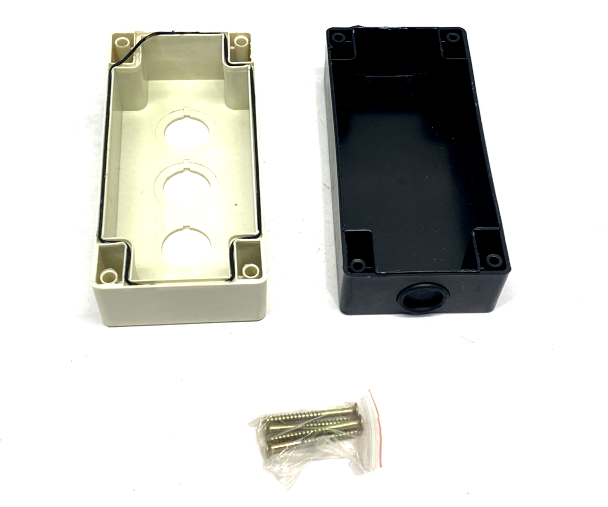CA-BX3,CA-BX3-WHITE | Suns International CA-BX3 White 22mm 3-Pushbutton Enclosure 65mm x 72mm - New Other - Maverick Industrial Sales
