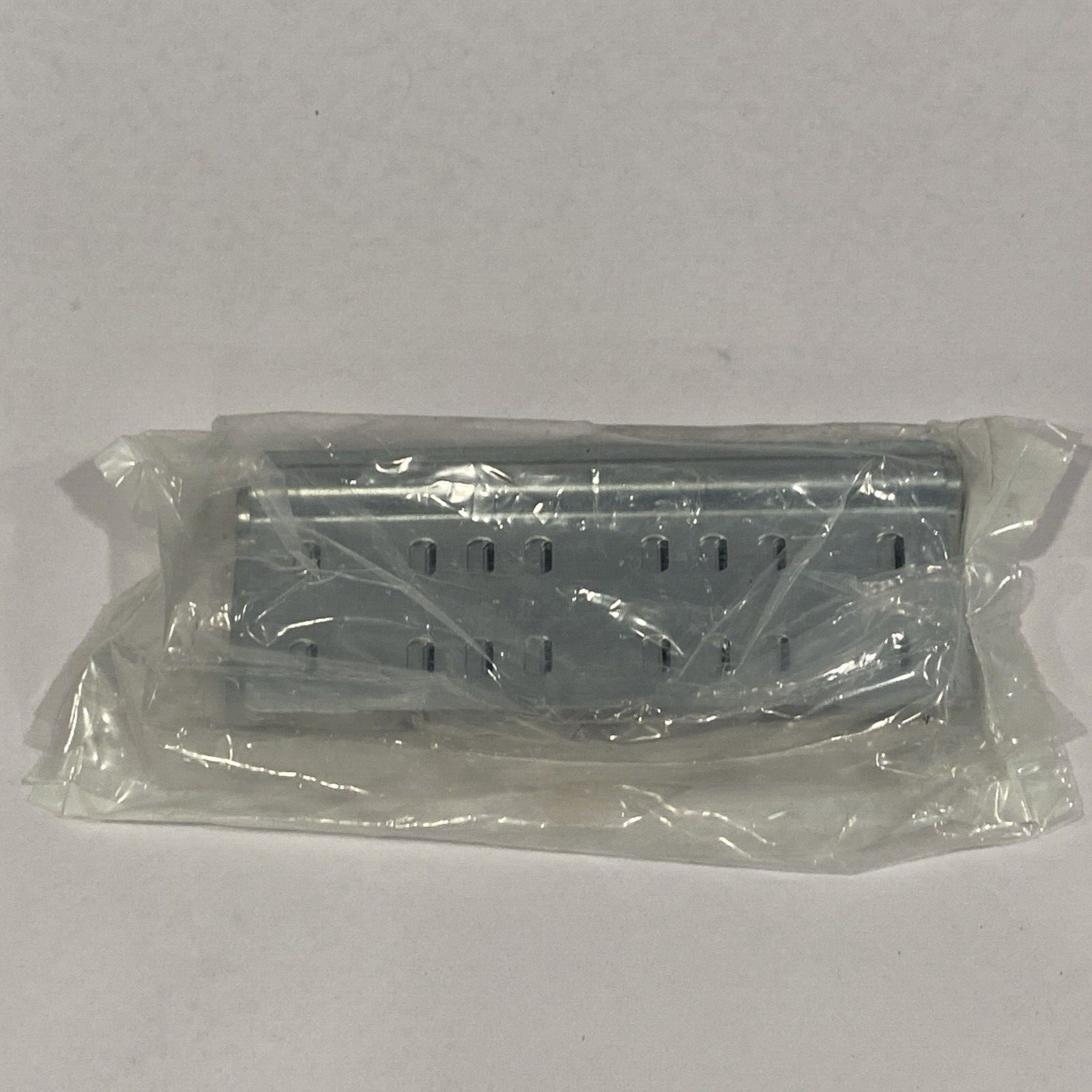 Legrand 341216 Cable Tray Coupler P31 EP 75-100 PKG OF 10 - Maverick Industrial Sales