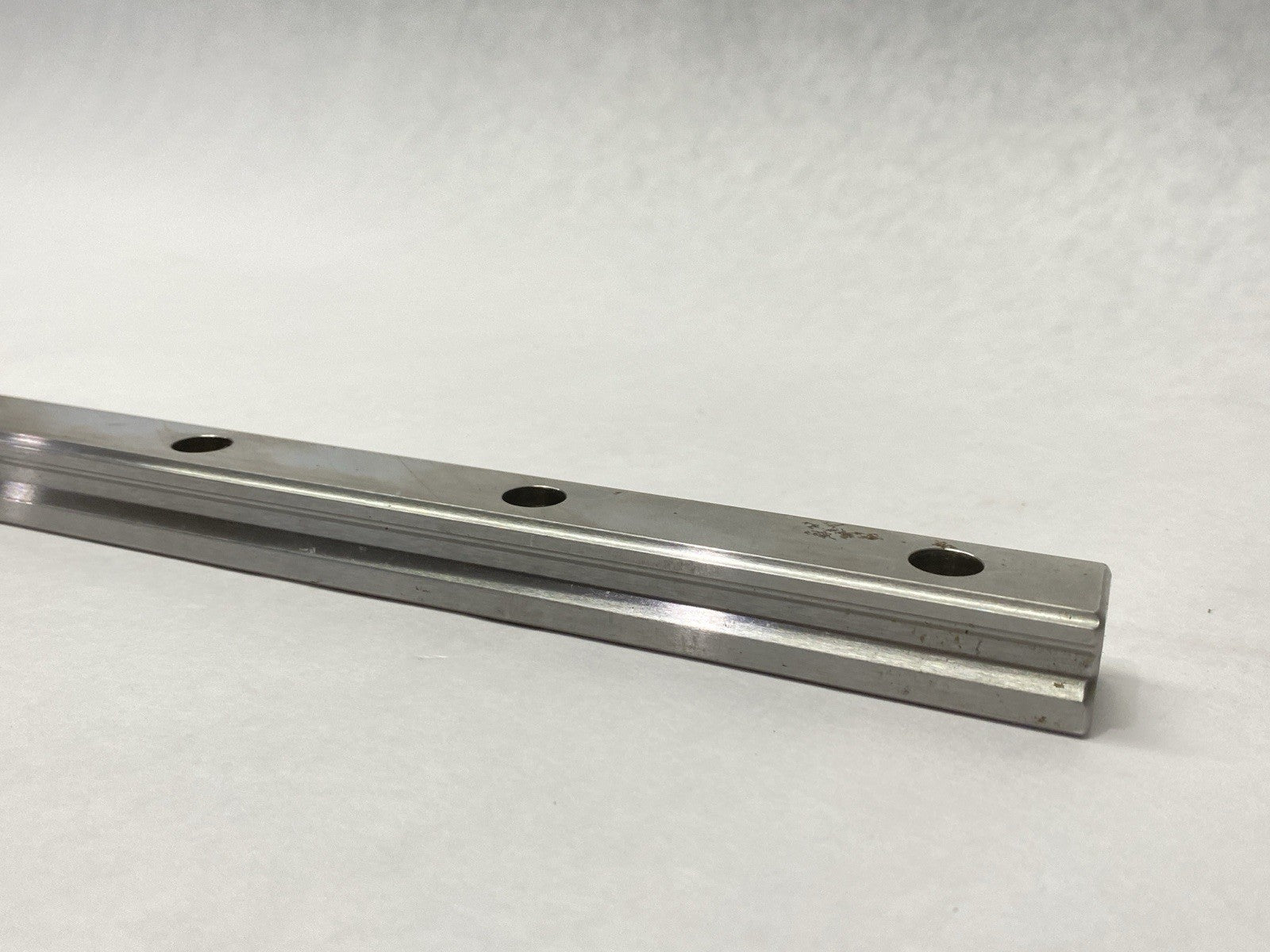 H20-1000L | WON Standard Linear Guide Rail H20 Series 1000mm Length - Used - Maverick Industrial Sales