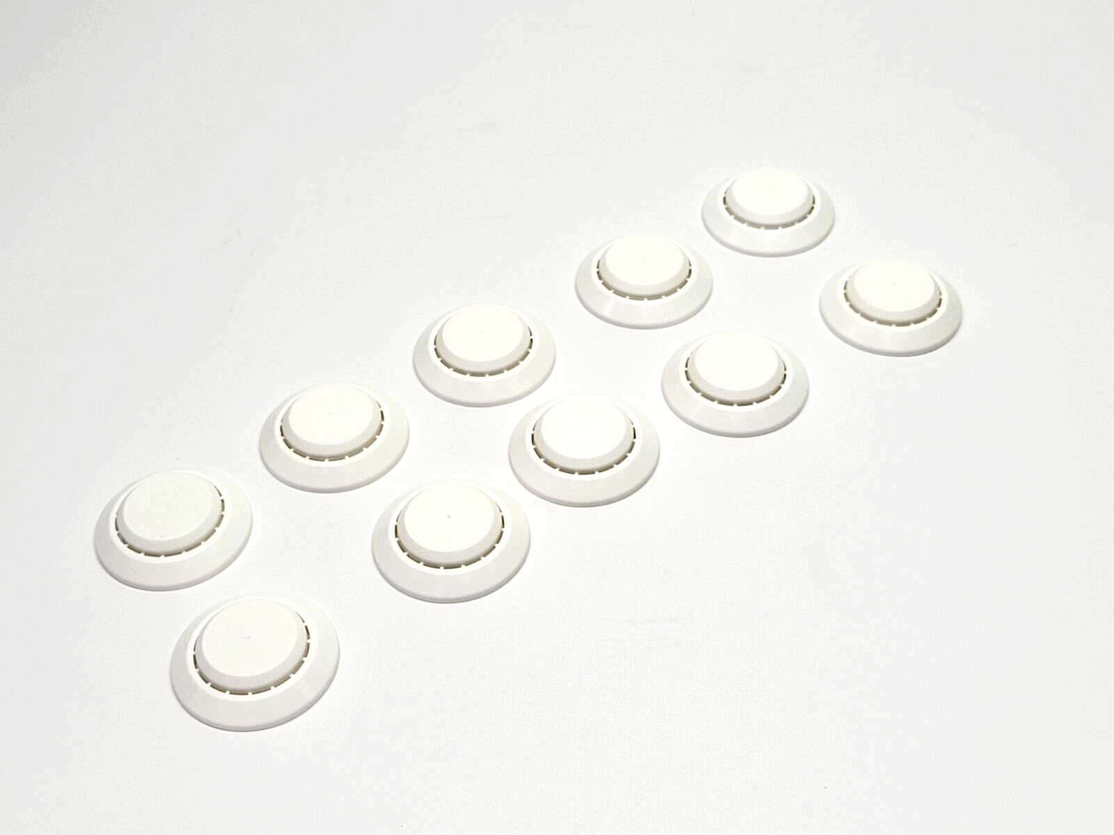 Rieke TOV APT-1 Snap On White Round Capseal Drum Plug C5 3/4" LOT OF 10 - Maverick Industrial Sales