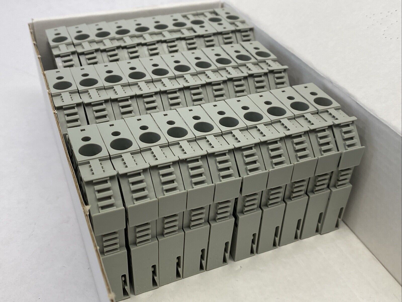 Allen Bradley 1492-EAHJ35 Terminal Block End Anchor Gray LOT OF 30 - Maverick Industrial Sales