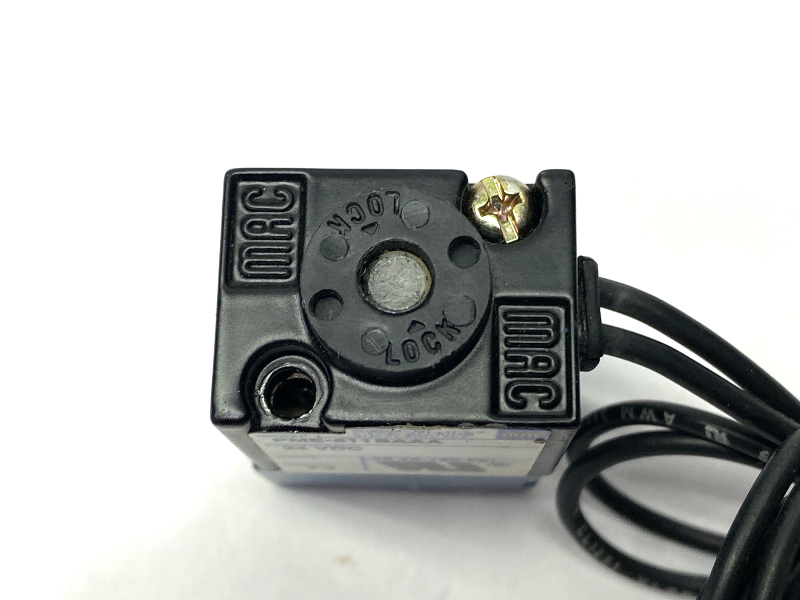 PME-611BAAA | MAC Valves Solenoid Coil 25-150PSI 8.5W 24VDC MISSING SCREW - Used - Maverick Industrial Sales
