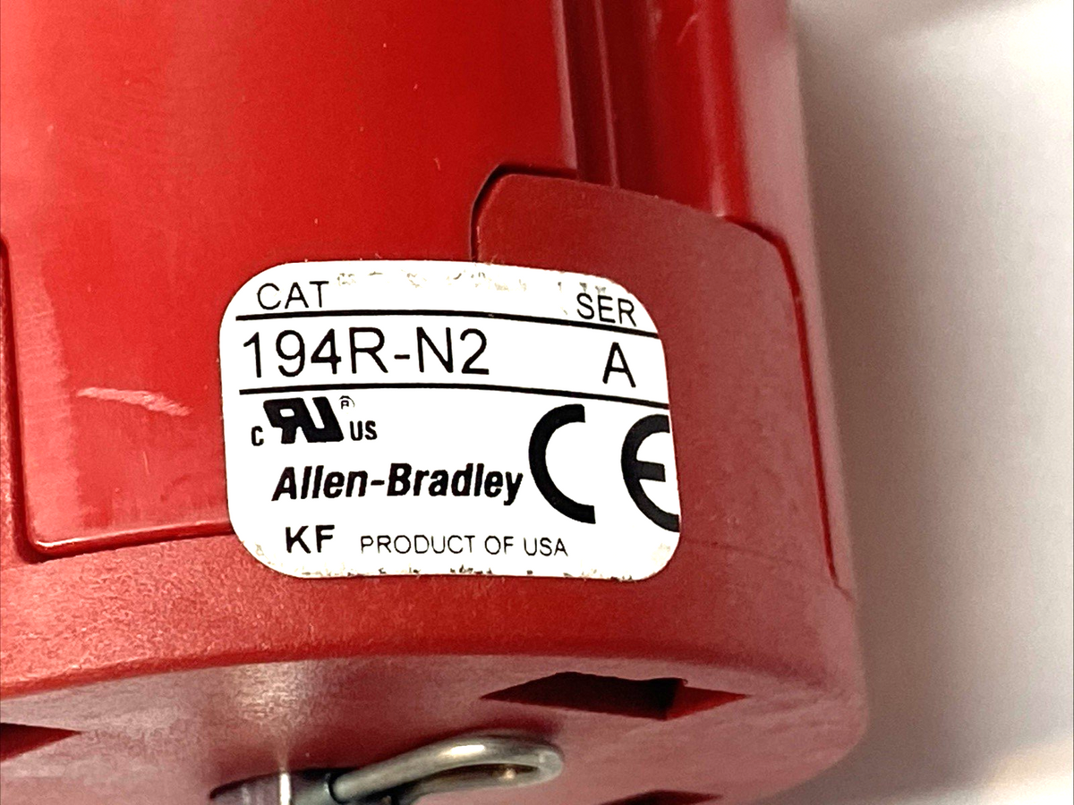 194R-N2 | Allen Bradley Ser. A Operating Handle/Disconnect w/ 18-1/2" Rod - Used - Maverick Industrial Sales