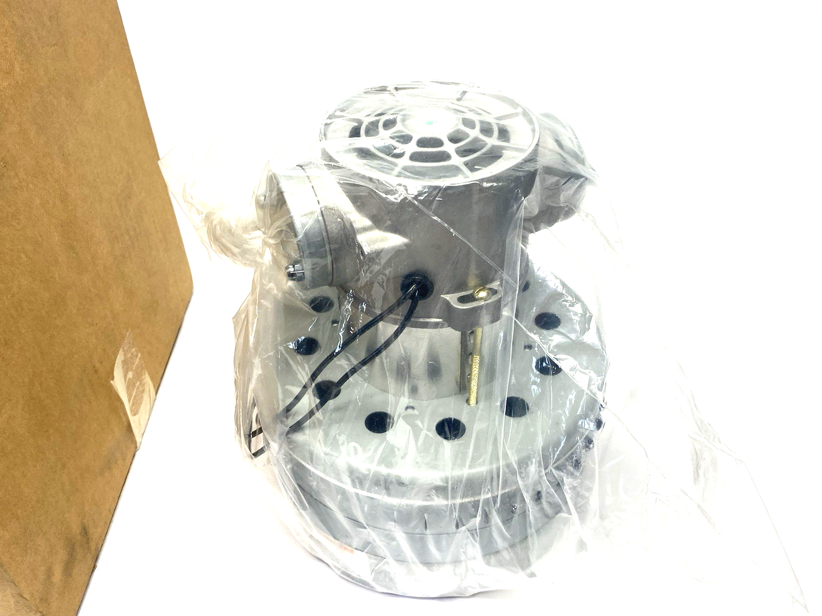 114787 | Ametek Lamb Vacuum Blower Motor, 3-Stage, 120V 50/60Hz 2M179 - New – Open box - Maverick Industrial Sales