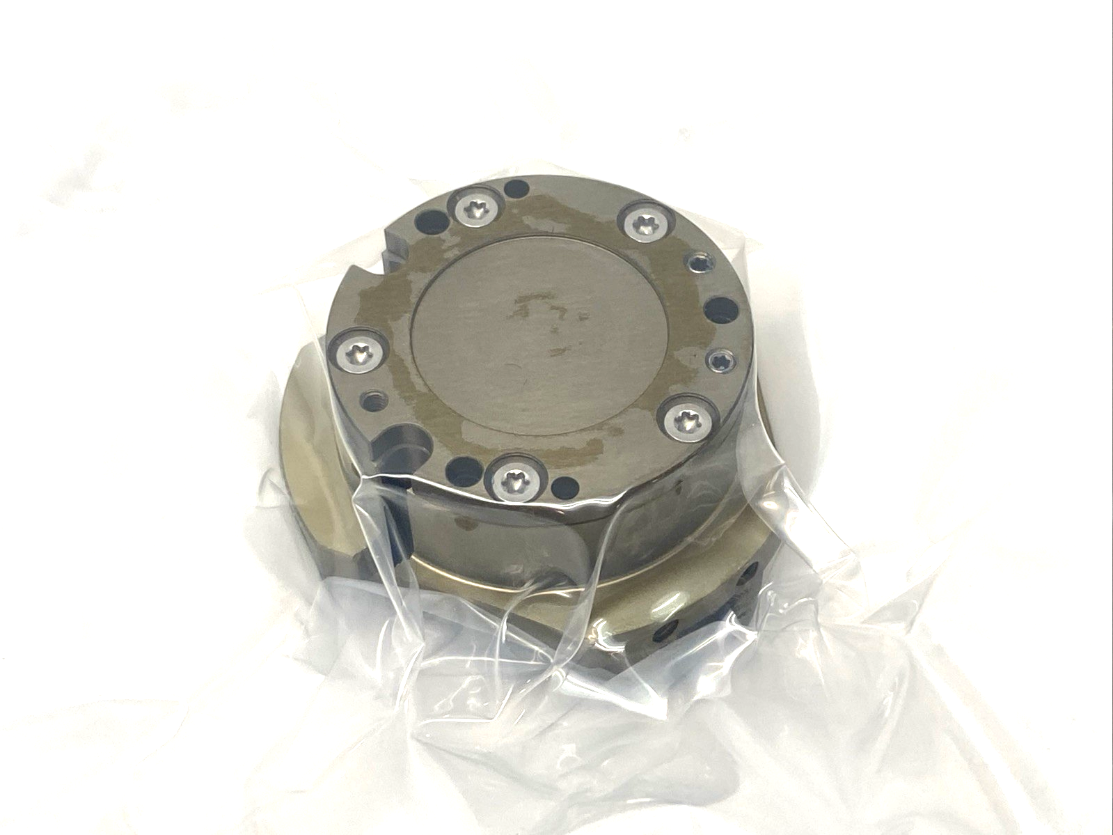 Schunk 303308 Pneumatic Universal Gripper Size 40, 3-Jaw 2.5mm Stroke, PZN-plus - Maverick Industrial Sales