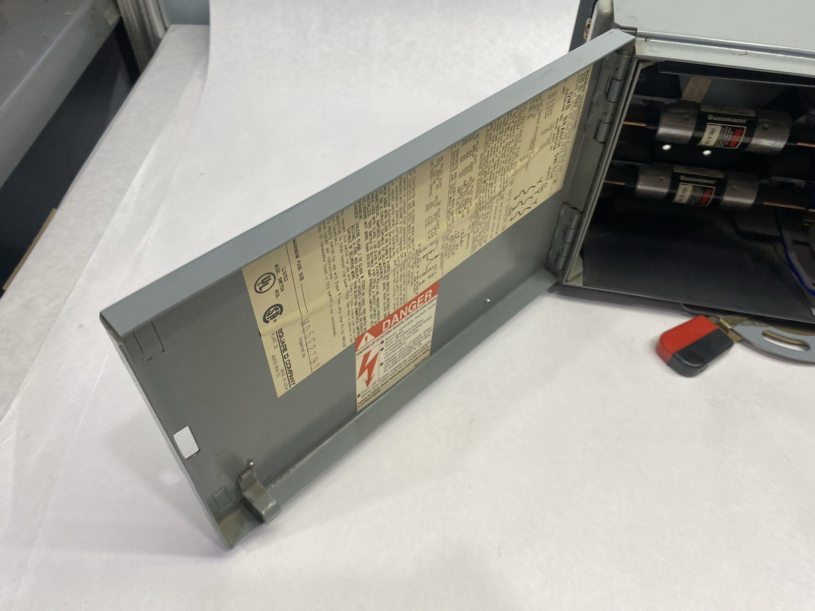 QMB363TW | Square D Ser. E1 Fusible Twin Switch Panelboard Disconnector Unit 100A - Used - Maverick Industrial Sales