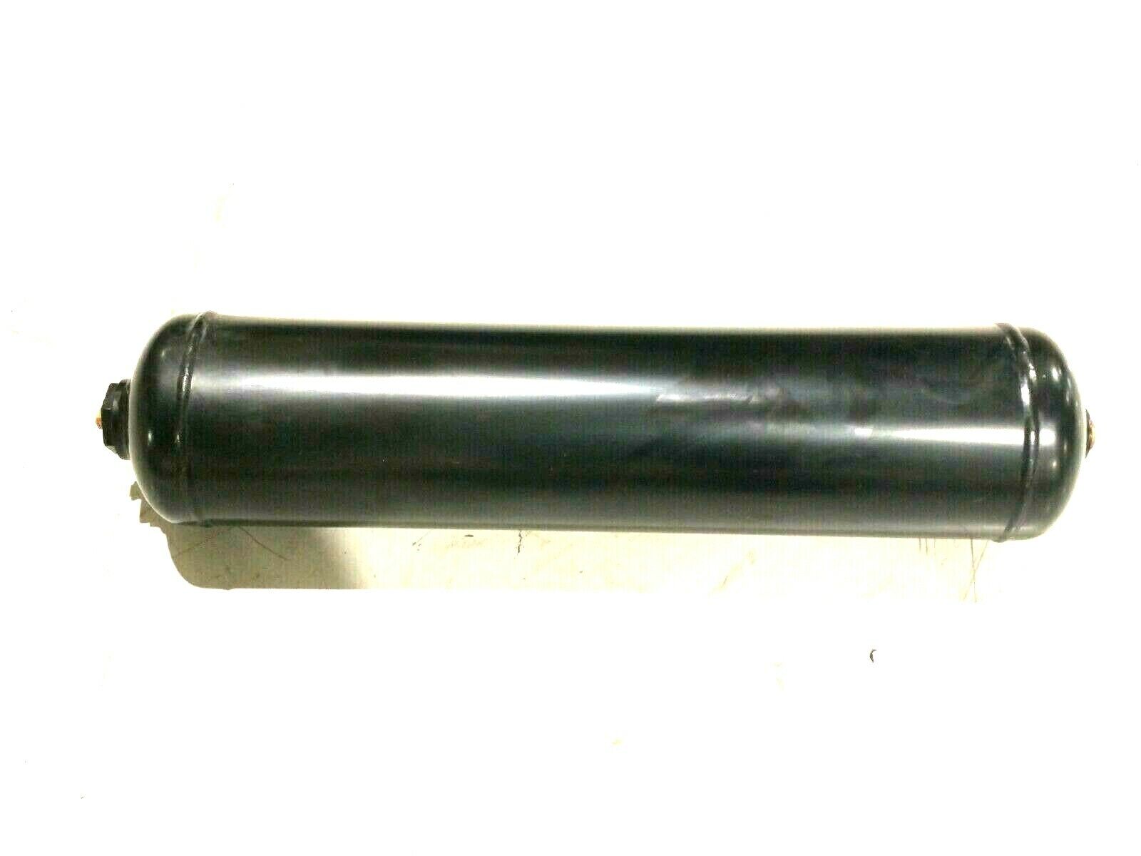 310005 | Manchester Tank 4.7 Gallon Air Tank 125Psi w/ Swagelock Pressure Relief - Used - Maverick Industrial Sales