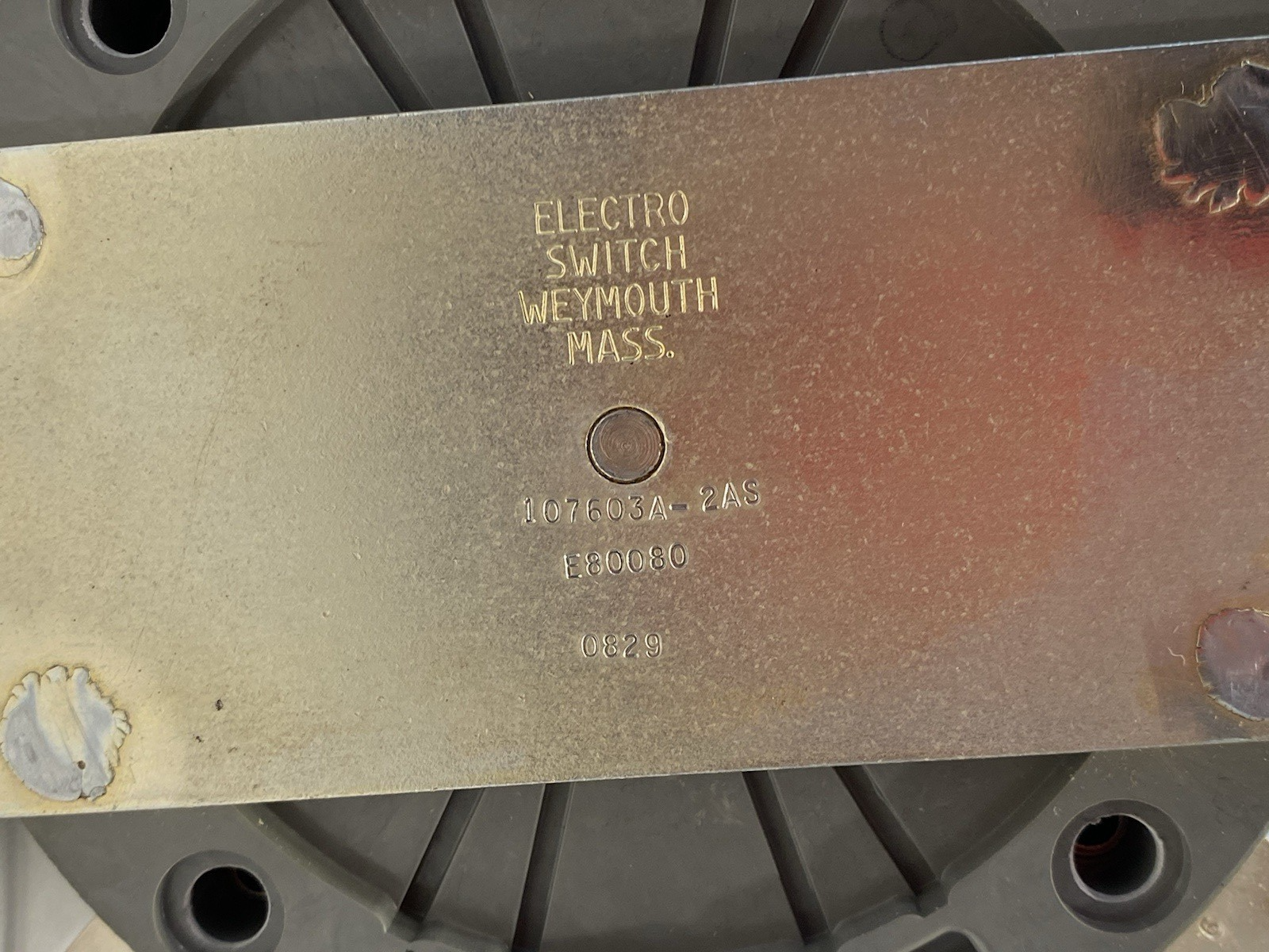 MIL-S-15291/11/12/13 | Electroswitch Class 20SR() Snap-Action Rotary Switch 2-4 pos - New Other - Maverick Industrial Sales