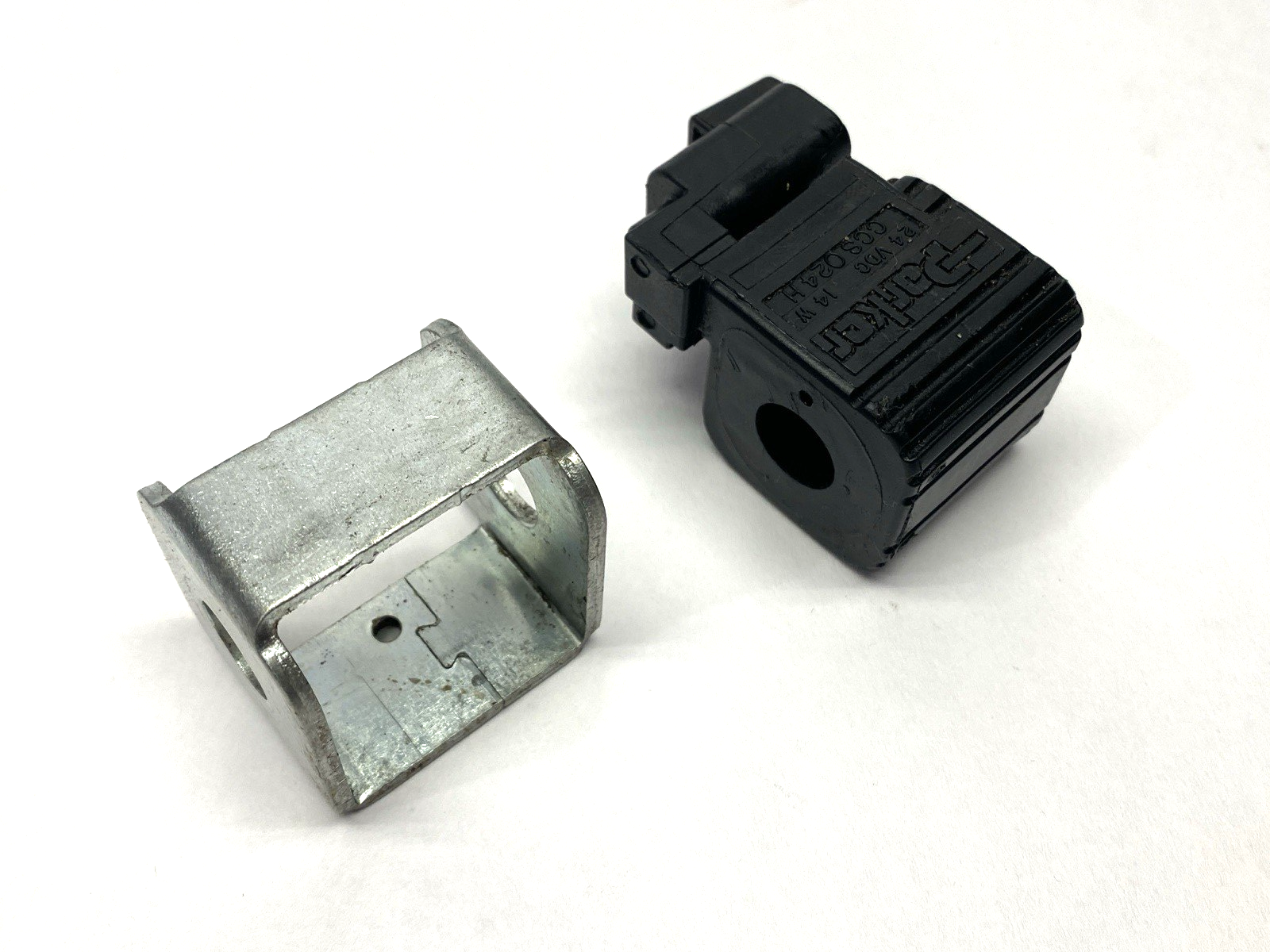 Parker CCS024H Super Solenoid Coil 1/2" 24VDC 14W - Used - Maverick Industrial Sales