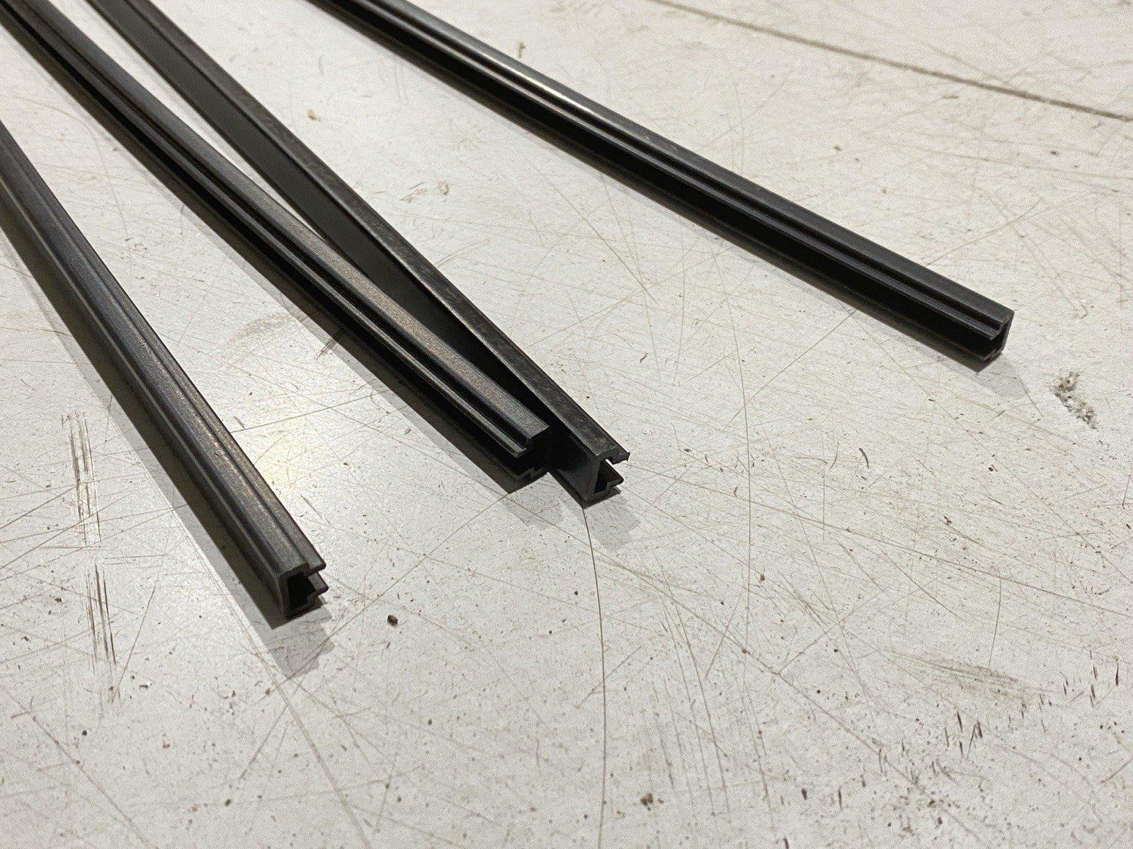 3 842 993 066 | Bosch Rexroth 3842993066 Slide Profile GP 2/R /C 1478mm Length LOT OF 4 - New – Open box - New – Open box - Maverick Industrial Sales