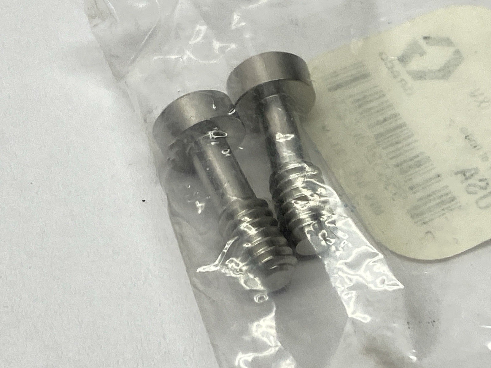 Graco 24W399 Modified Screw 1/4-20 2-Pack LOT OF 5 - Maverick Industrial Sales