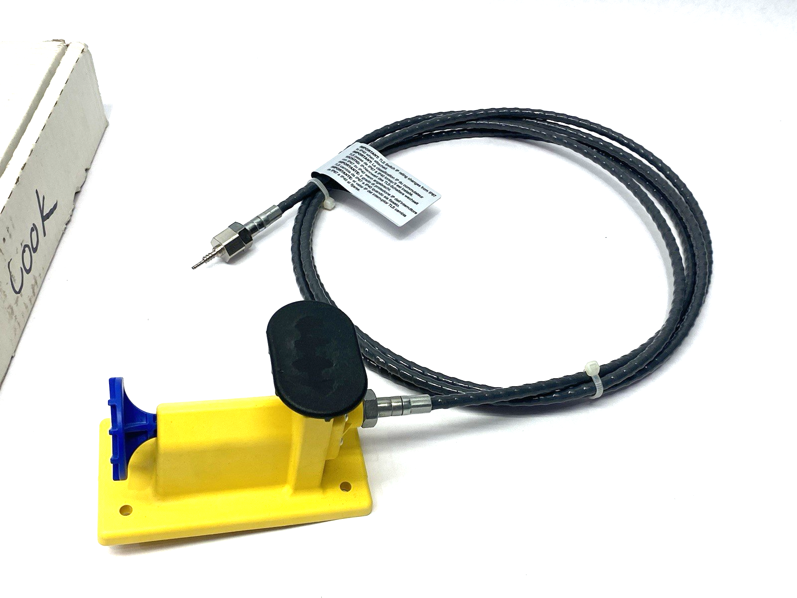 440G-A27357 | Allen Bradley Ser. A Guardmaster TLS-GD2 Flexible Release Cable 3m - New – Open box - Maverick Industrial Sales