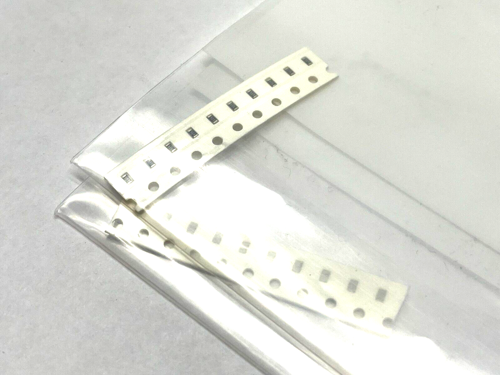 YAGEO RC0603FR-0751KL Chip Resistor 51 kOhms ±1% 0.1W 1/10W LOT OF 20 - Maverick Industrial Sales