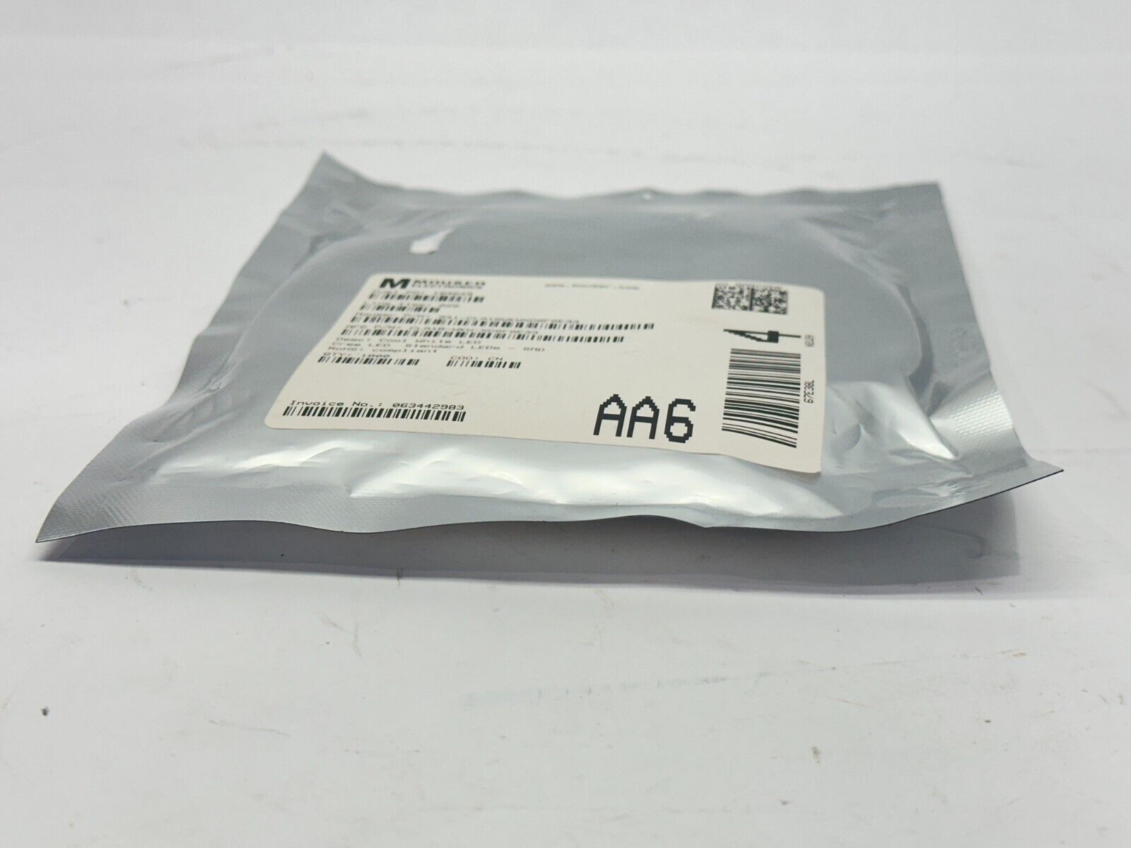 Cree LED CLA1B-WKW-XD0F0E33 SMD Cool White LED 30mA 3.2V QTY OF 1800 - Maverick Industrial Sales