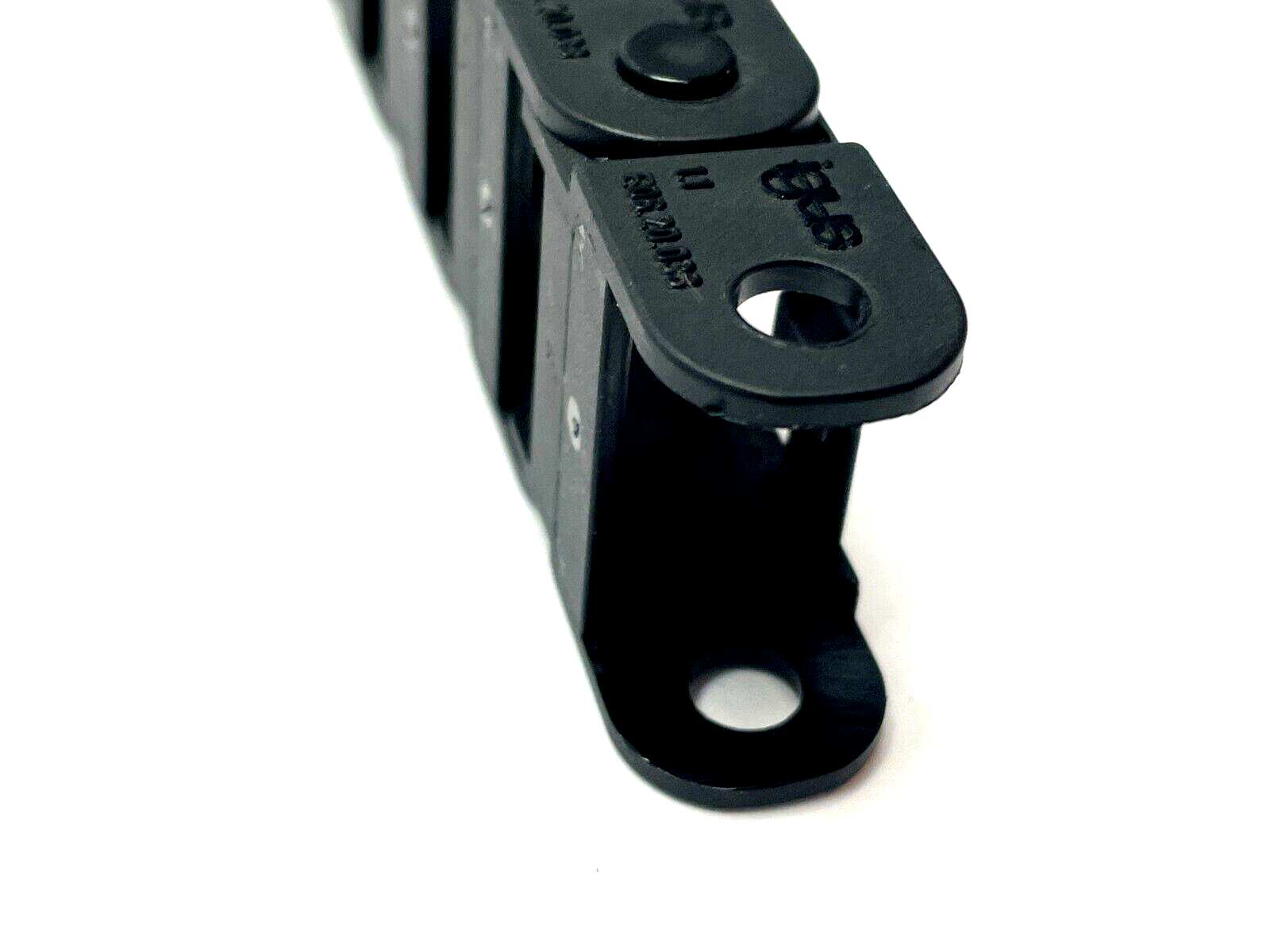 Igus E06-20-038-0 Energy Chain Assembly 2ft Length - Maverick Industrial Sales