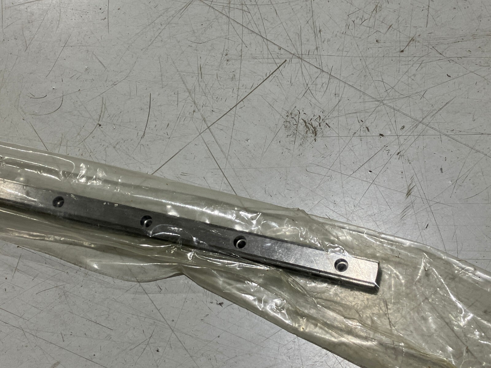 THK HSR15-1600L(GK) Linear Guide Rail 15mm x 1600mm - Maverick Industrial Sales
