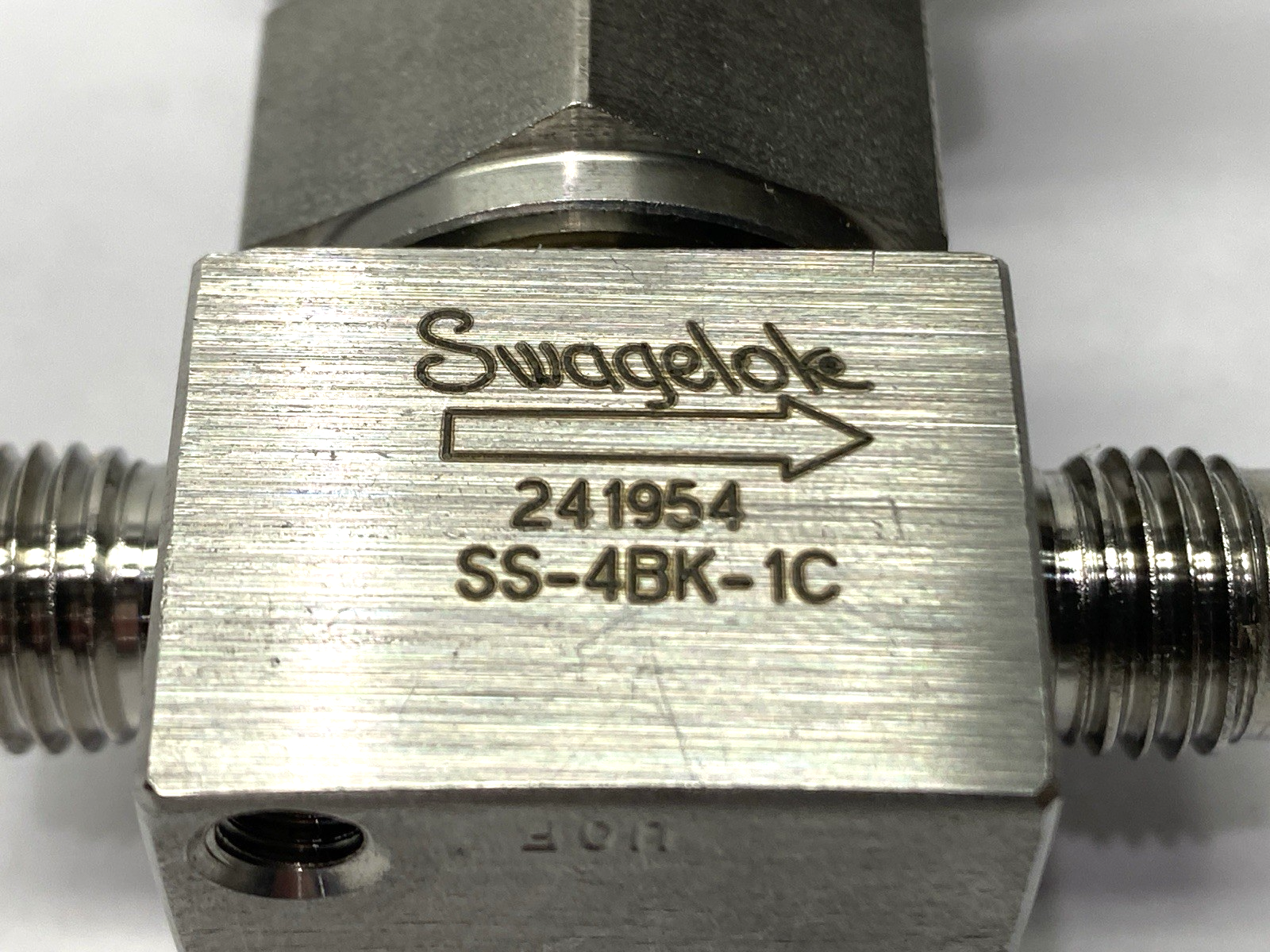 Swagelok 241954 SS-48K-1C Bellows Sealed Valve - Maverick Industrial Sales