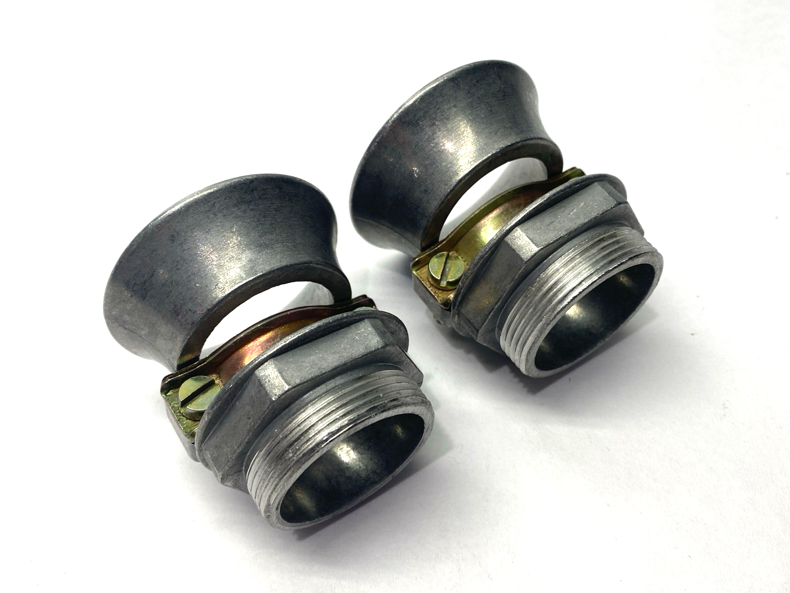 Bellmouth Cable Gland Clamp 1-3/16" Cable Opening LOT OF 2 - Maverick Industrial Sales