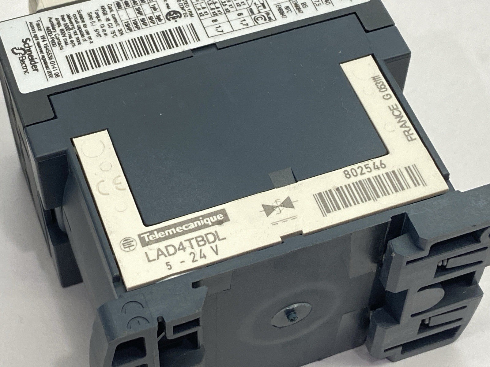 Telemecanique LC1D18BL IEC Contactor 3P 18A 480VAC 24VDC Coil - Maverick Industrial Sales