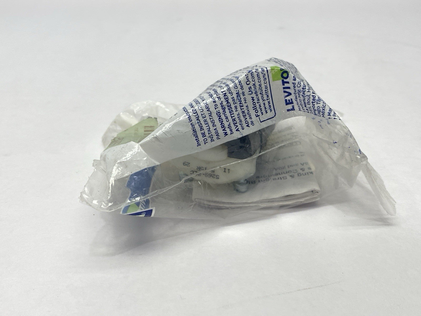 074-05269-PLC | Leviton Industrial Grade Plug 2-Pole 3 Wire 1-Phase 15A 125VAC - New - Maverick Industrial Sales