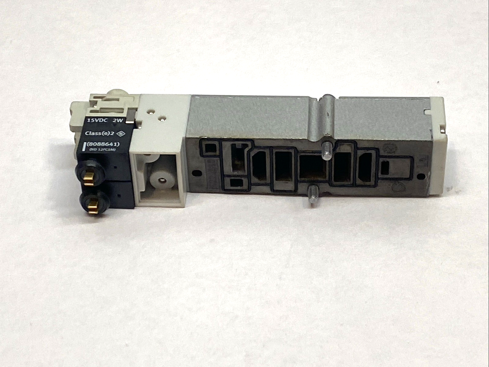 Festo VMPA2-M1H-G-PI Solenoid Valve 5/3 Closed 24VDC 20mm ISO Pneumatic 537955 - Maverick Industrial Sales