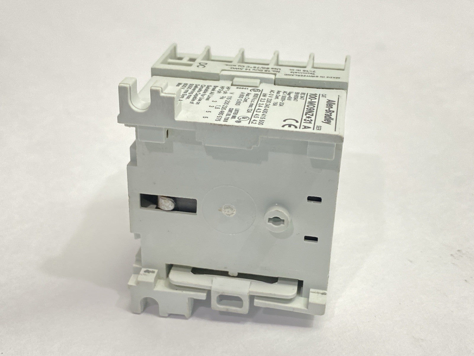 100-M09NZ2431 | Allen Bradley Ser A Mini Contactor 3-Pole 9A 24VDC Coil - Used - Maverick Industrial Sales