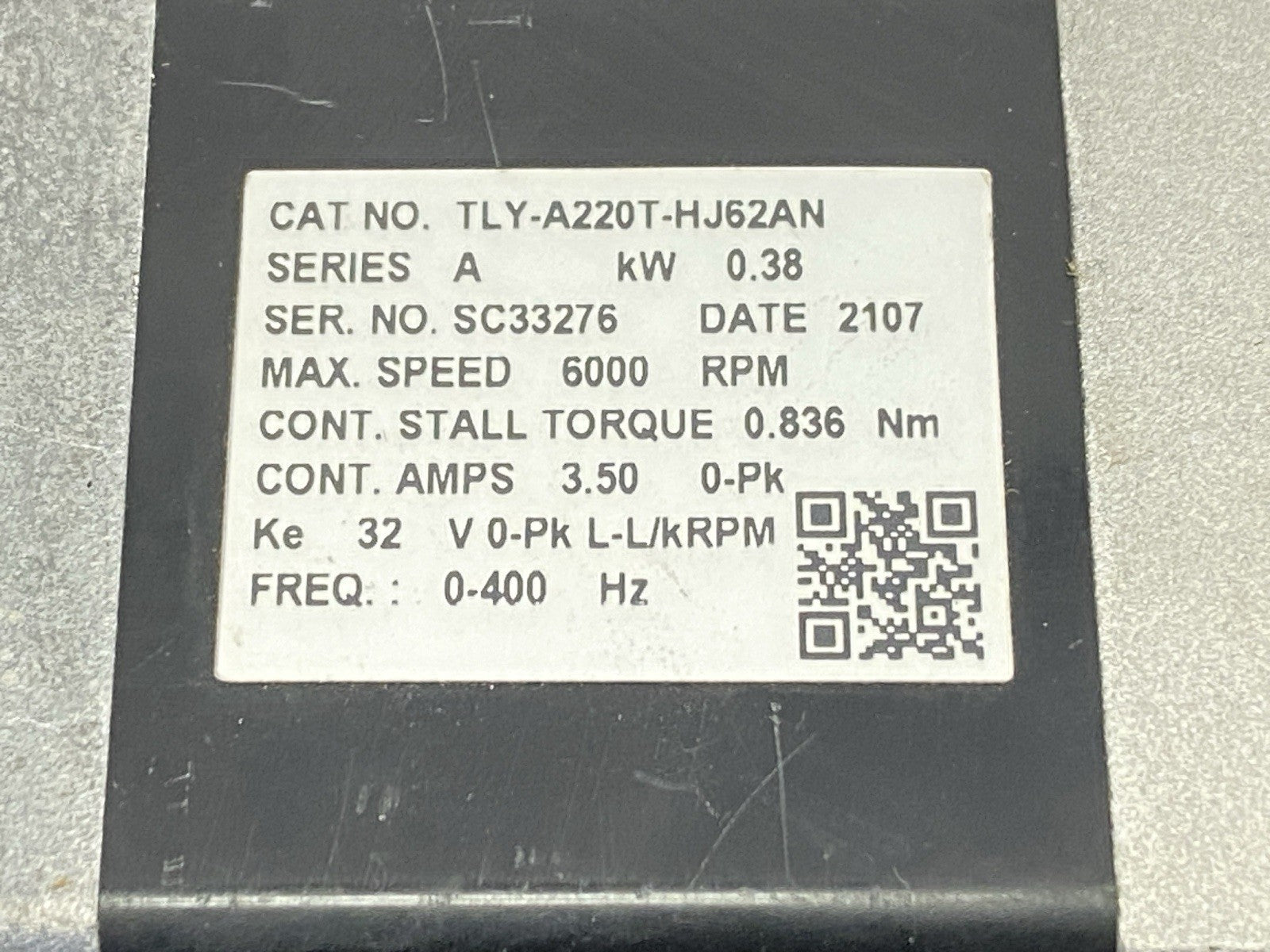 TLY-A220T-HJ62AN | Allen Bradley Ser A Kinetix TYL Servo Motor 6000RPM 0.38kW - For parts or not working - Maverick Industrial Sales