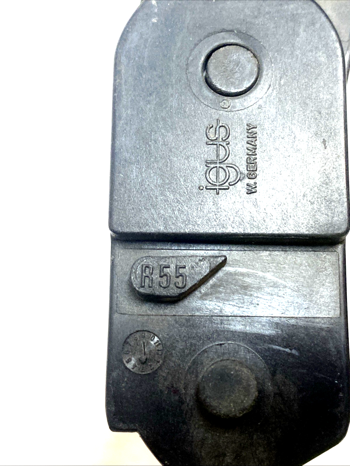Igus R055 Energy Chain Cable Carrier 15 links - Maverick Industrial Sales