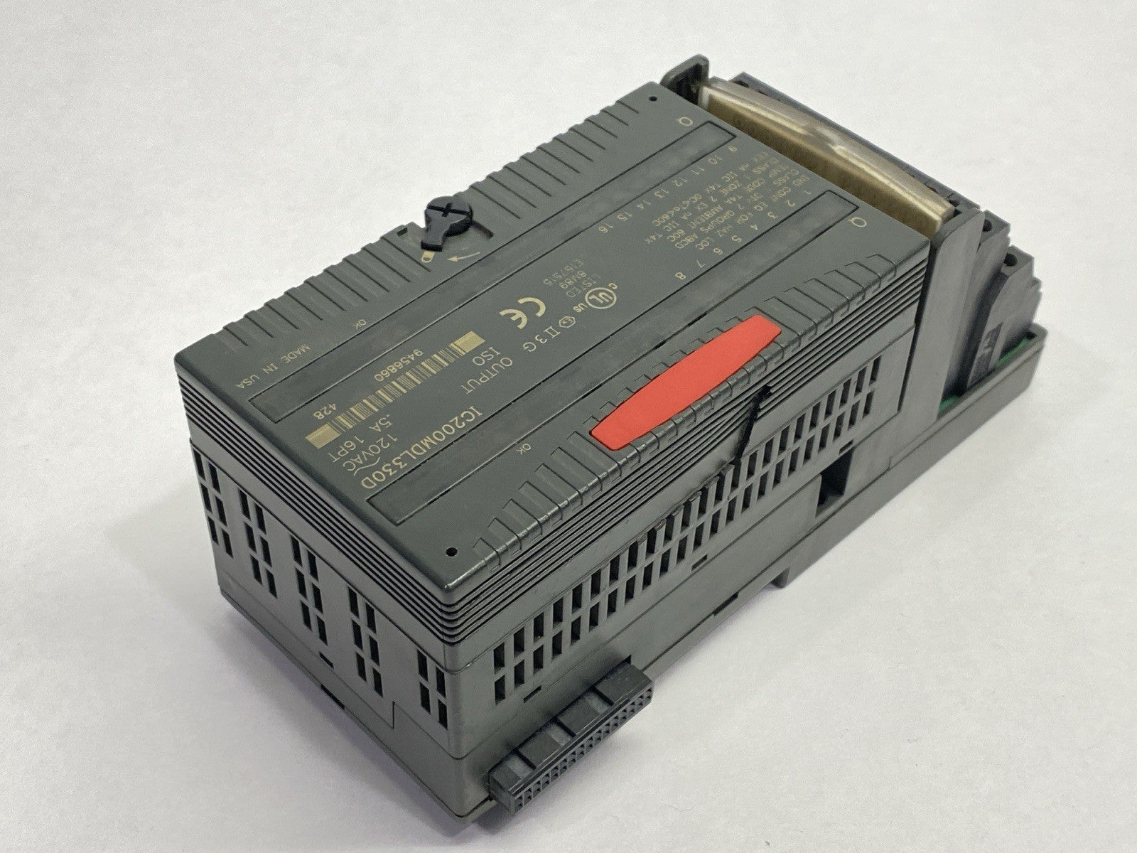 IC200MDL330D | GE Fanuc Isolated Output Module 16PT 0.5A 120VAC - For parts or not working - Maverick Industrial Sales