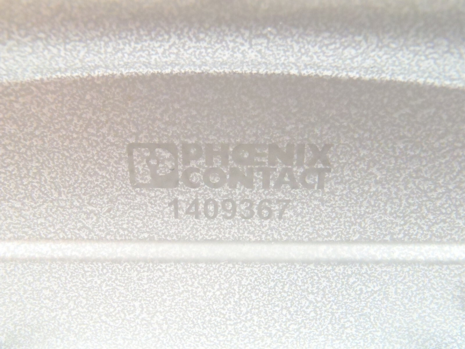 Phoenix Contact 1409367 HC-B 24-TFQ-H-O1STM32S Hood Housing Cover Double Latch - Maverick Industrial Sales