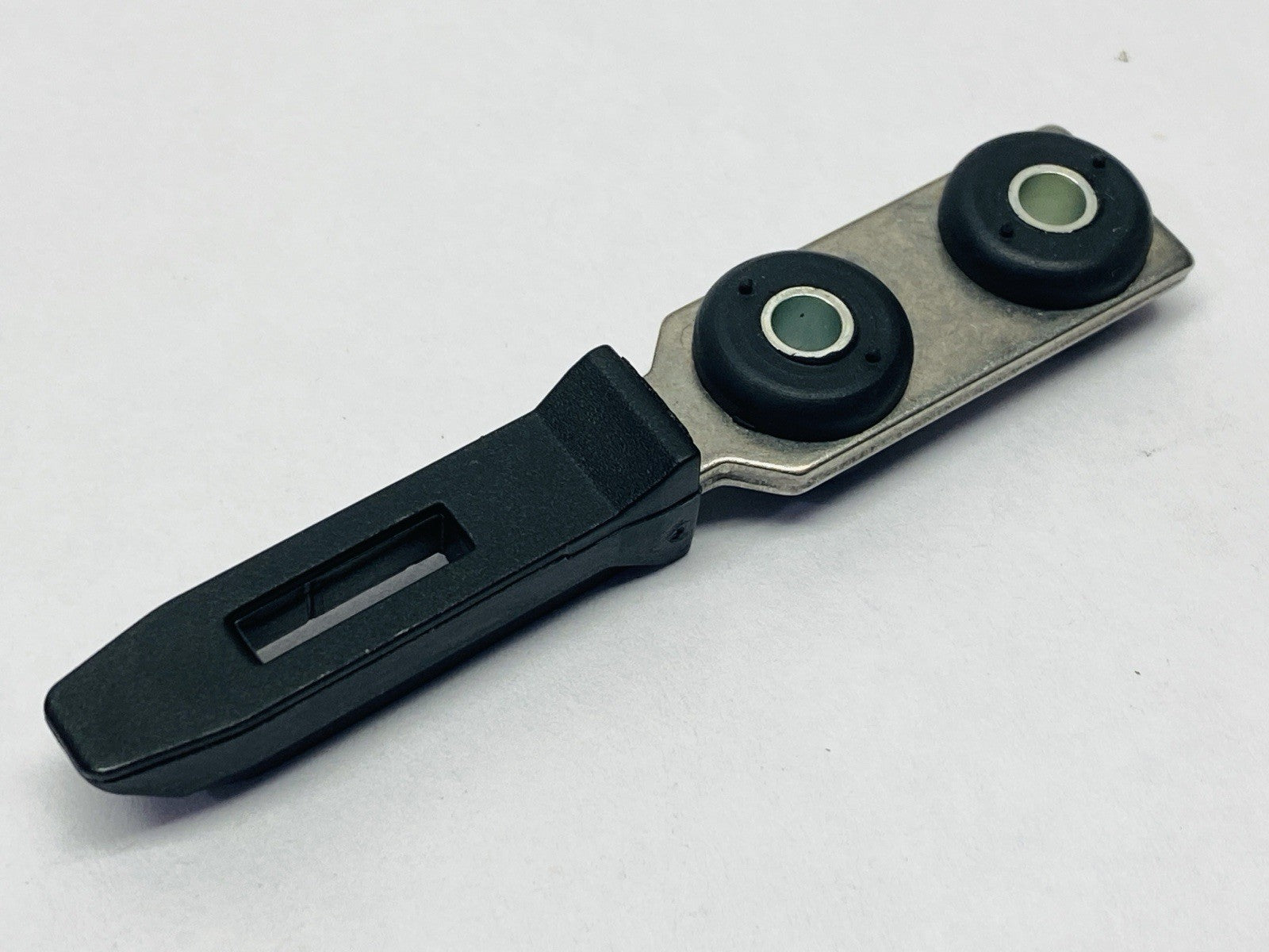 Pilz PSEN me1M/1AS Safety Gate System w/ Mechanical Lock 570004 - Maverick Industrial Sales