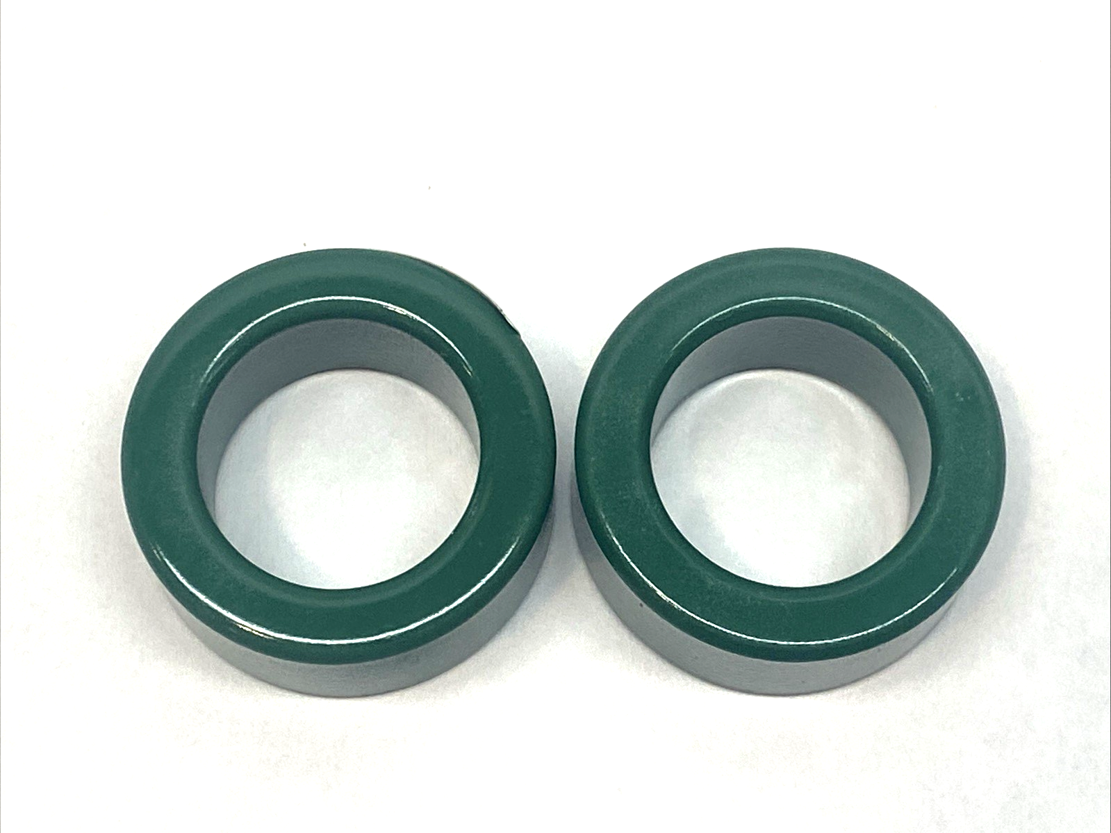 CORE-RF-A1,25-CORE-RF-A,CORE-RF-A-2,CORE-RF-A-1 | Allen Bradley 25-CORE-RF-A PF520 Series Ferrite Core Set - New – Open box - Maverick Industrial Sales