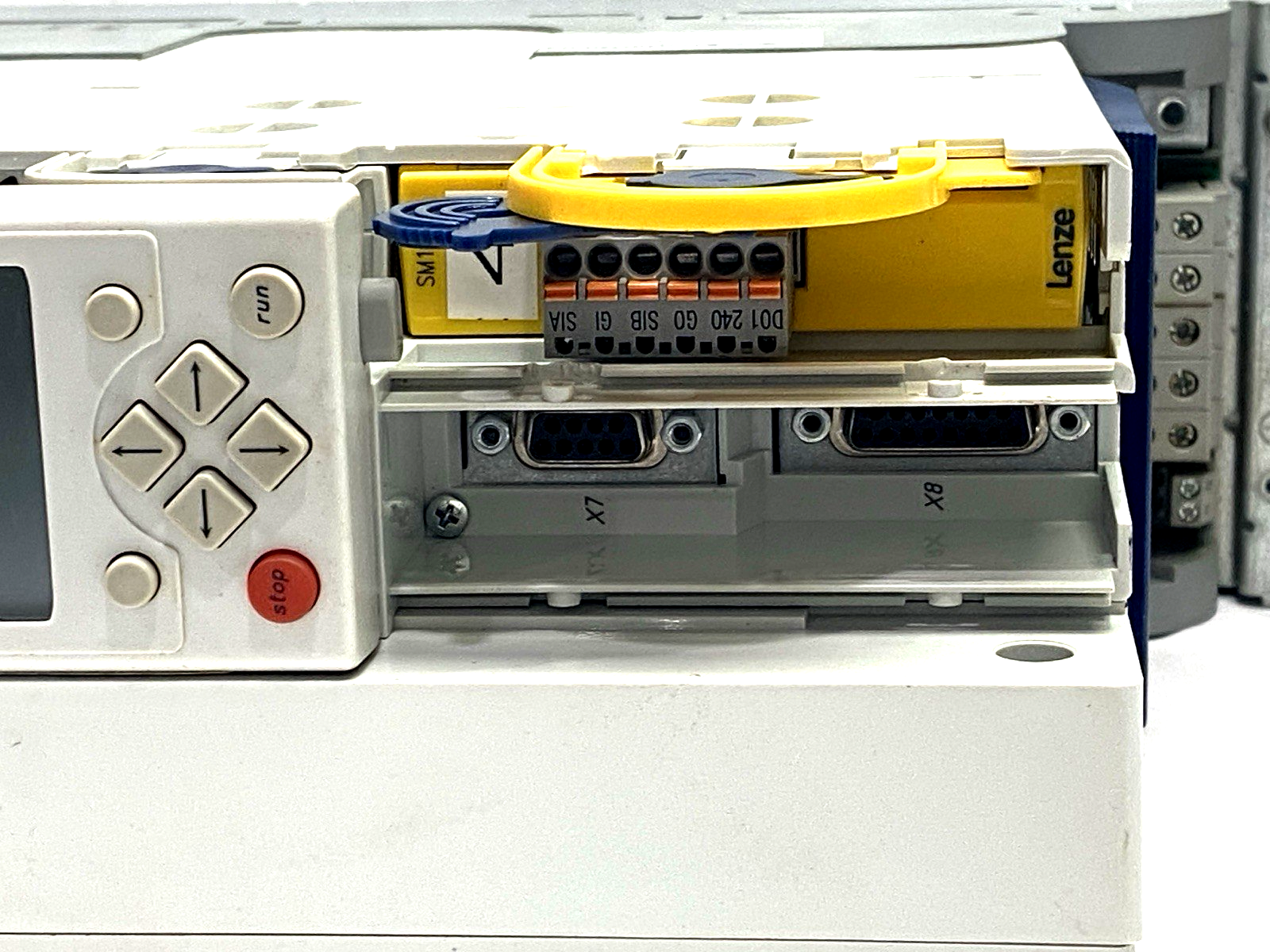 E94ASHE0244 | Lenze HighLine Single Drive Servo Drive 3/PE AC 480V 0-599Hz 15.4kVA - Used - Maverick Industrial Sales
