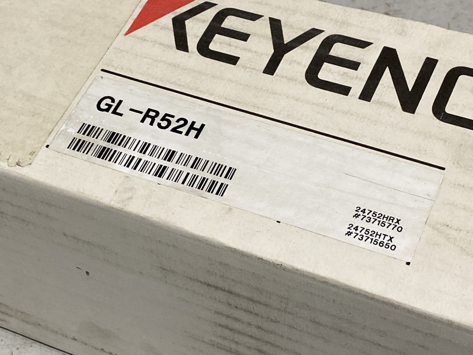 GL-R52H | Keyence Safety Light Curtain Main Unit Hand Protect Type 52 Optical Axes - New - Maverick Industrial Sales