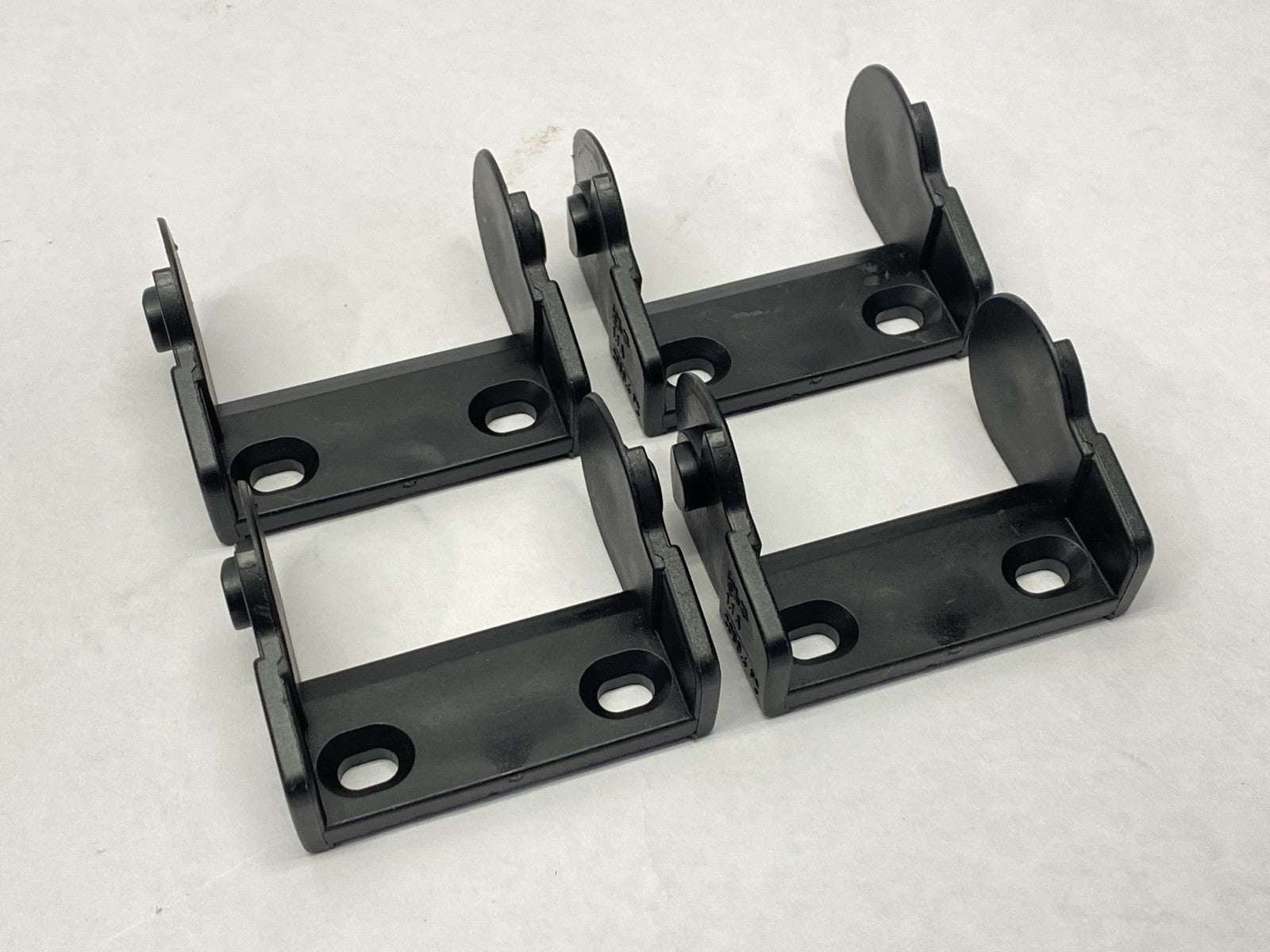 2050-4PZ | Igus Energy Chain Mounting Bracket Female End LOT OF 4 - New Other - Maverick Industrial Sales