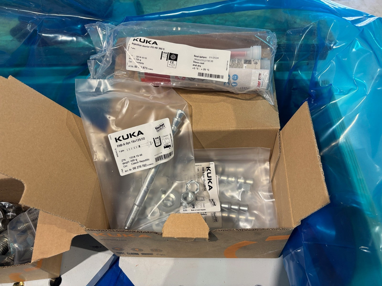 Kuka 00-327-118 Quantec Series Mounting Base Plate Pad Kit, KR Robot Mount - Maverick Industrial Sales