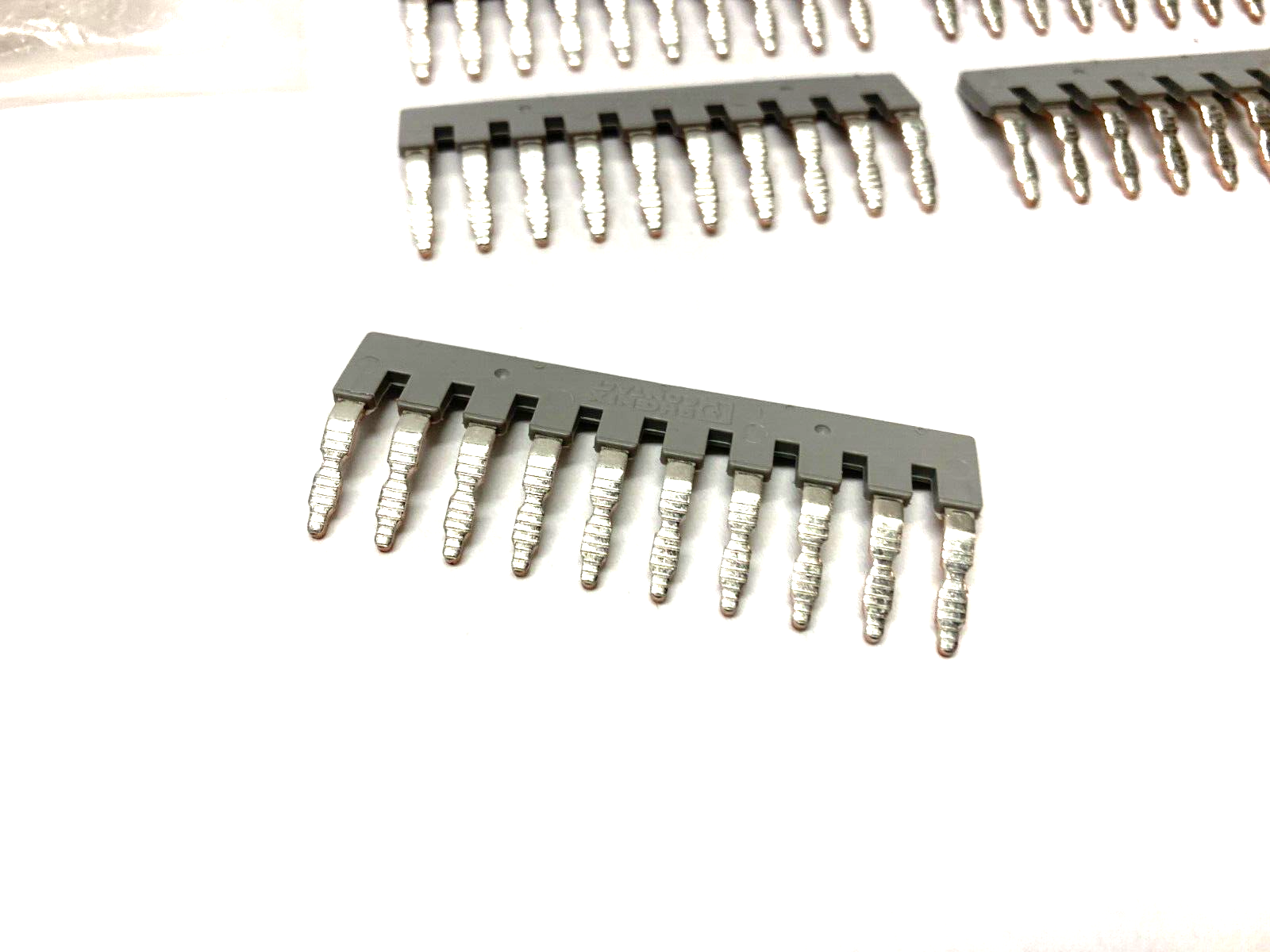 Phoenix Contact EB 10-8 Gray Insertion Jumper Bridge 0201139 PKG OF 25 - Maverick Industrial Sales
