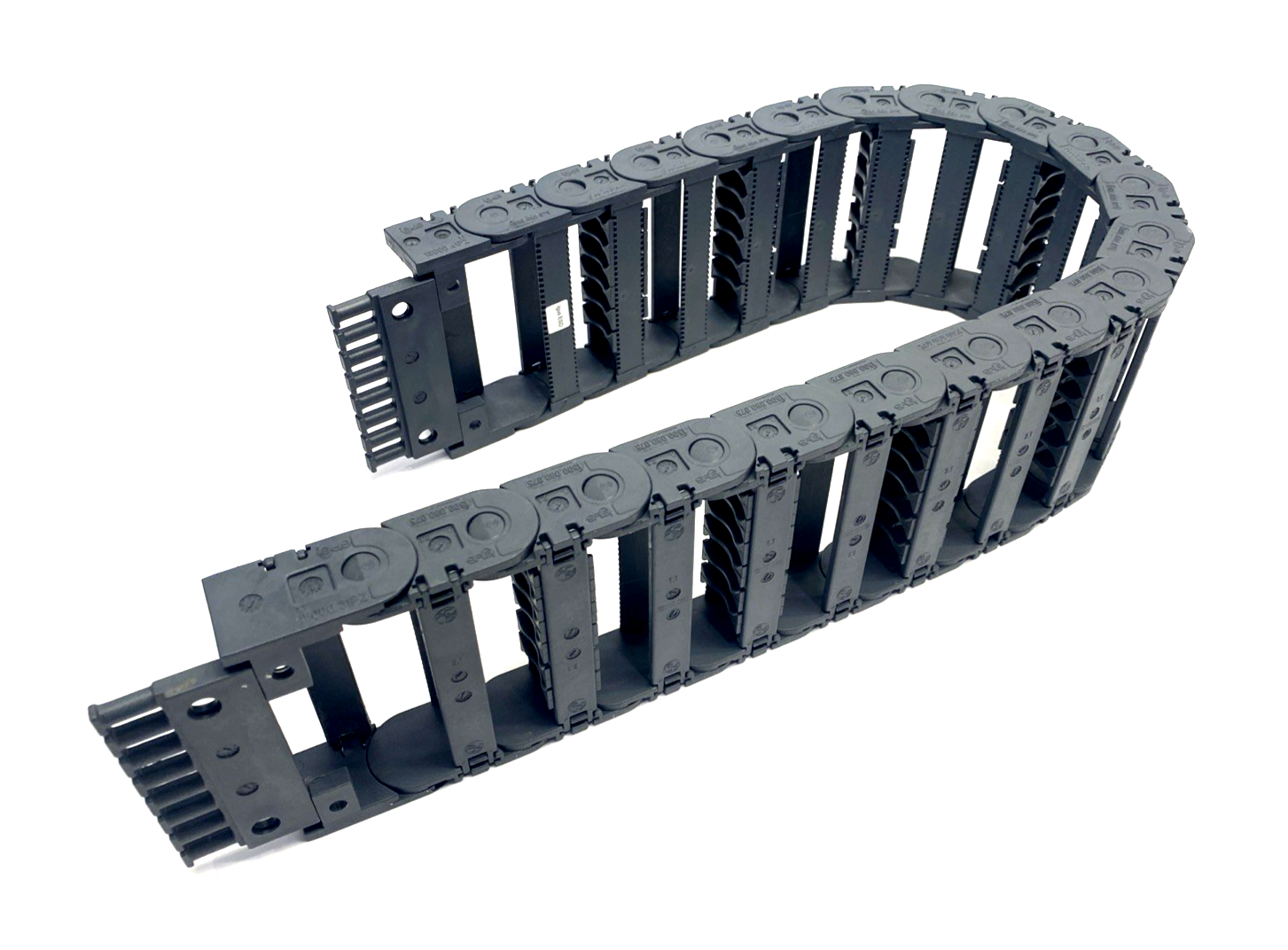 1500.080.075.0,1500.080.075,1500-080-075,1500-080-075-0 | Igus 1500.080.075.0 E-Chain Cable Carrier, 21 Links w/Tiewrap Mounting Brackets - Used - Maverick Industrial Sales