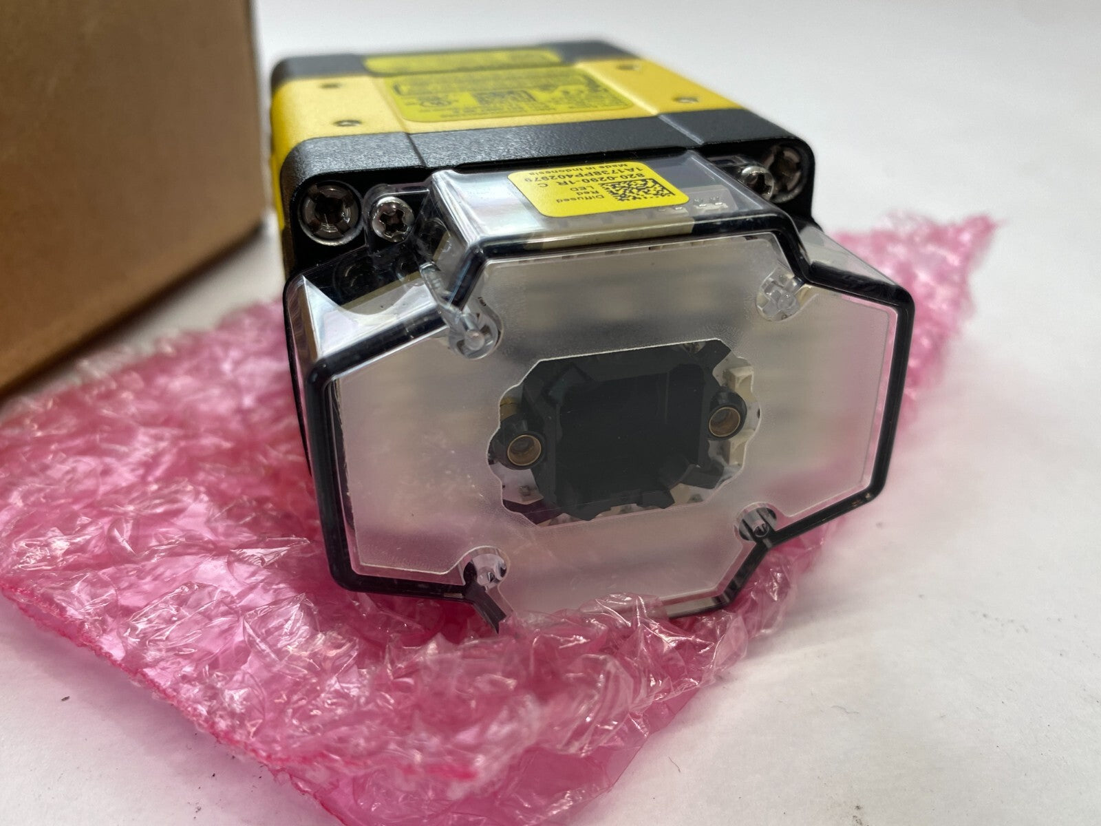 Cognex DMR-302X-00 Barcode Reader 828-0369-1R w/ 820-0290-1R Diff. LED Lens - Maverick Industrial Sales