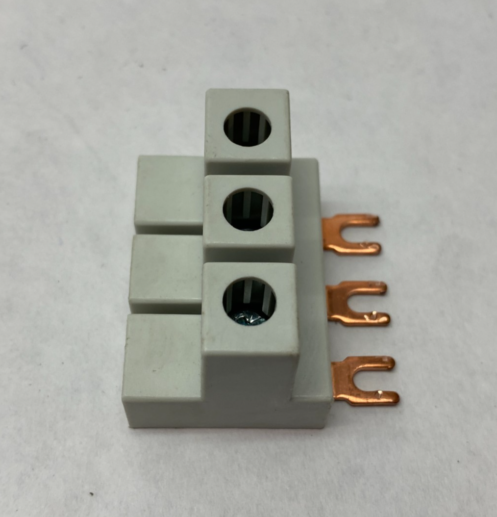 Siemens 5ST2600 Connection Terminal 3-Pole - Maverick Industrial Sales